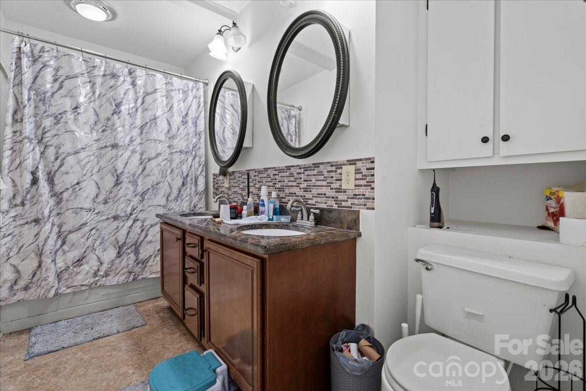 106 Elizabeth Drive — Cheraw