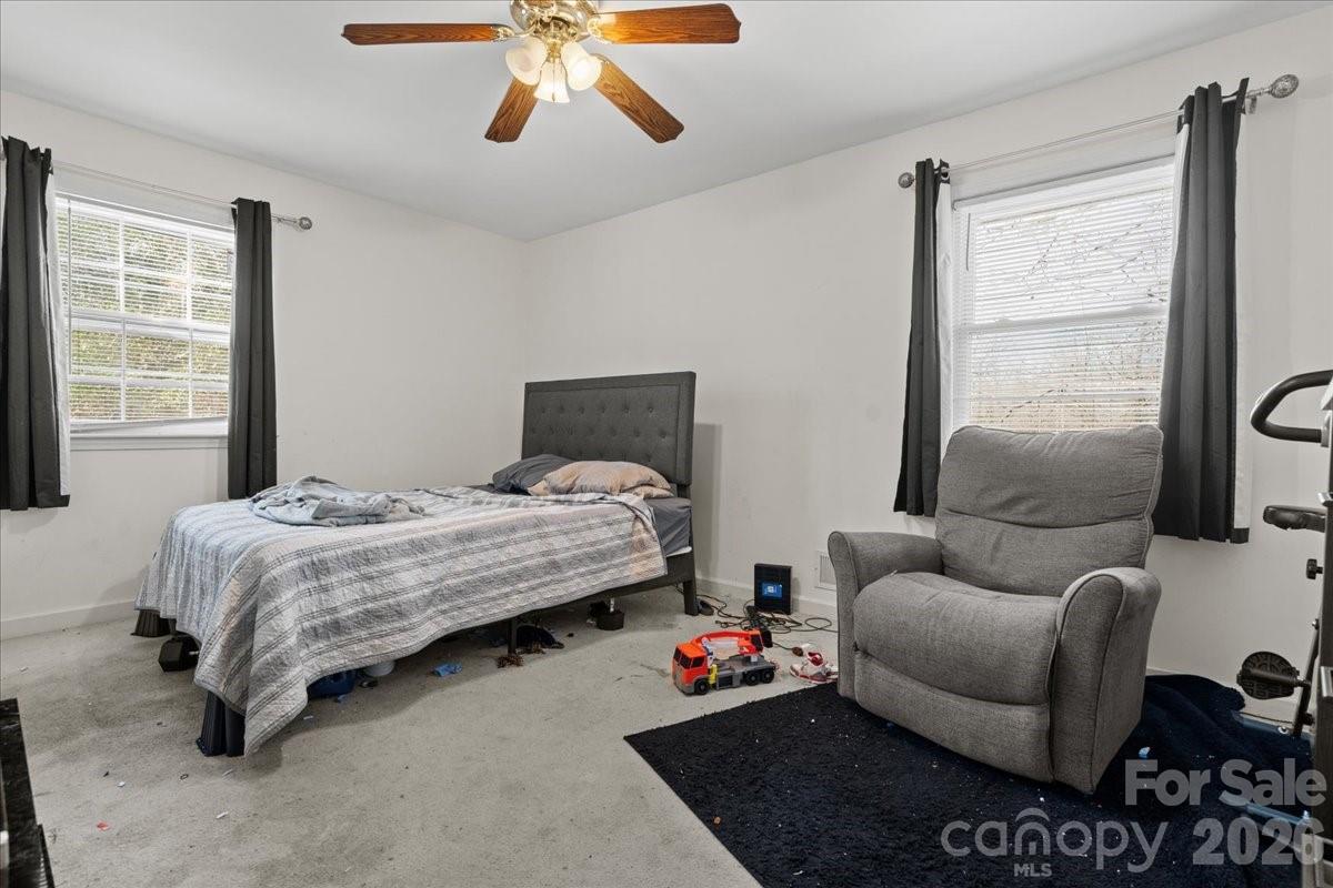 106 Elizabeth Drive — Cheraw