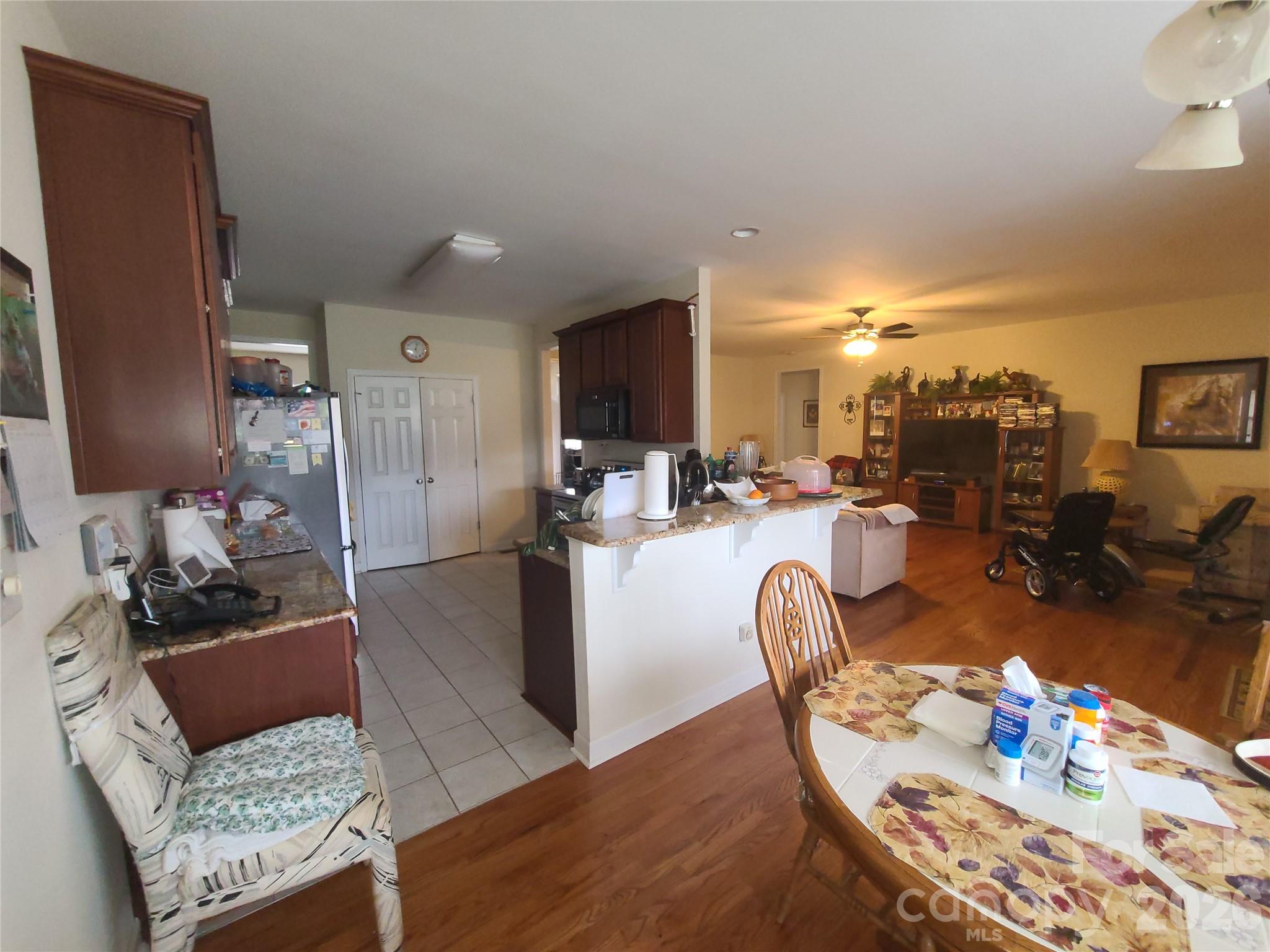 1638 Bess Town Road — Bessemer City