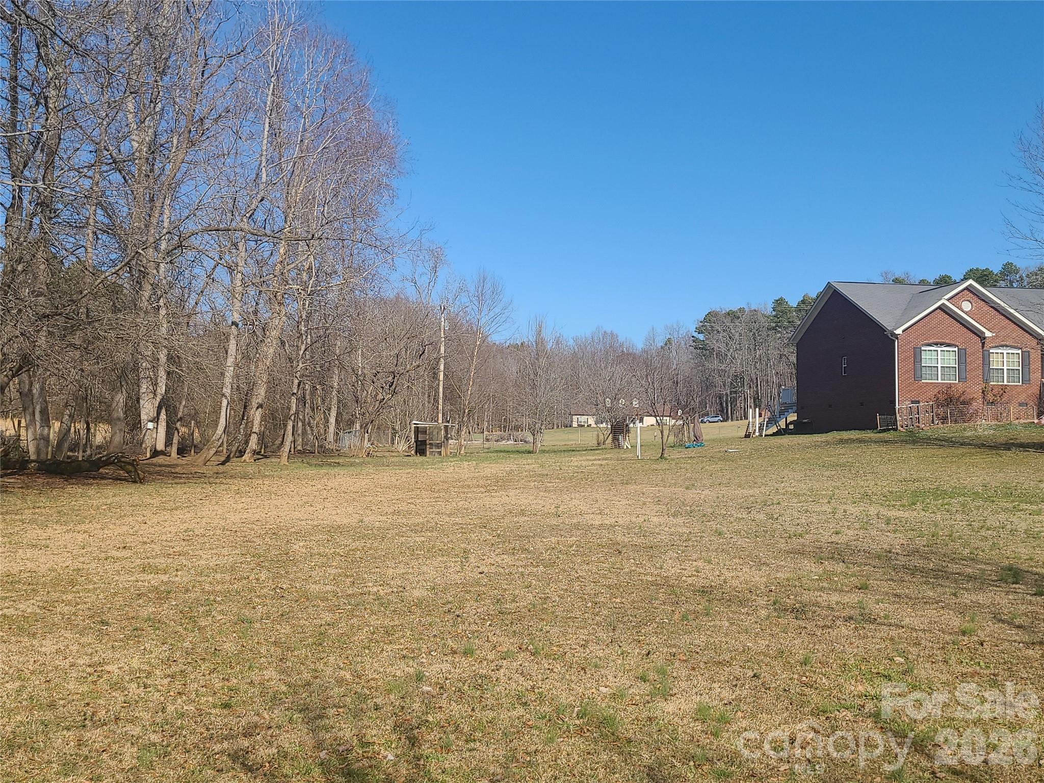 1638 Bess Town Road — Bessemer City