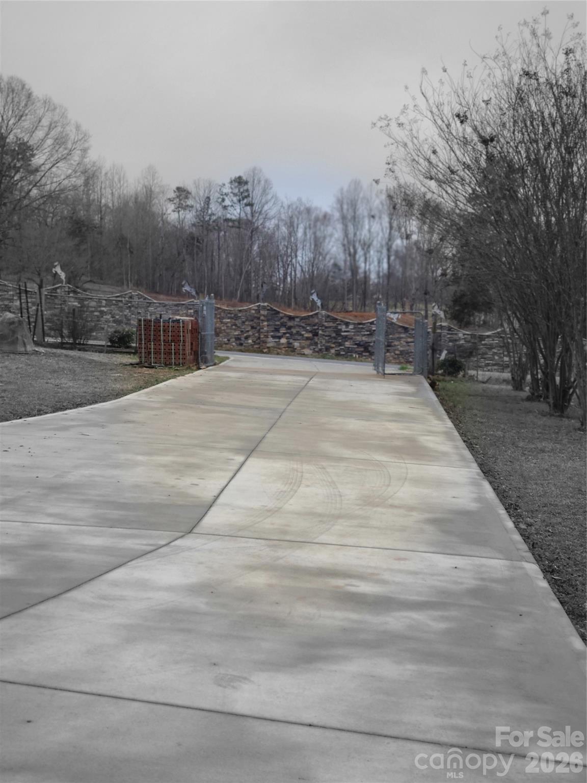 1638 Bess Town Road — Bessemer City