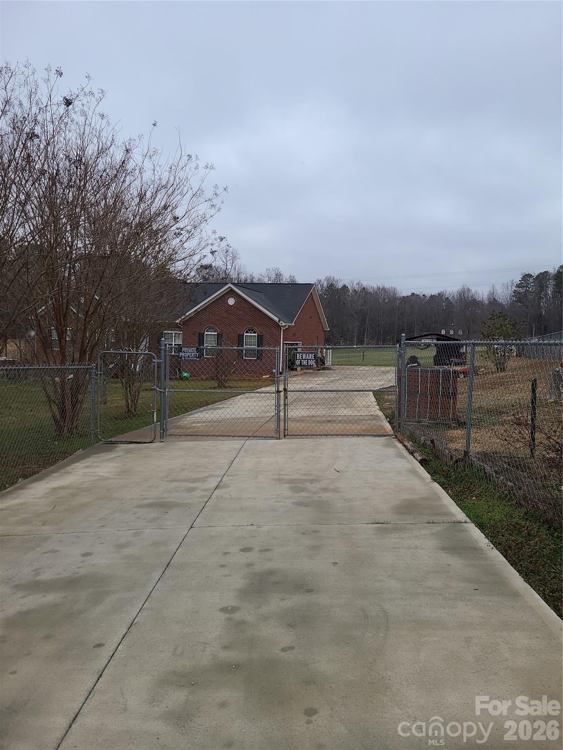 1638 Bess Town Road — Bessemer City