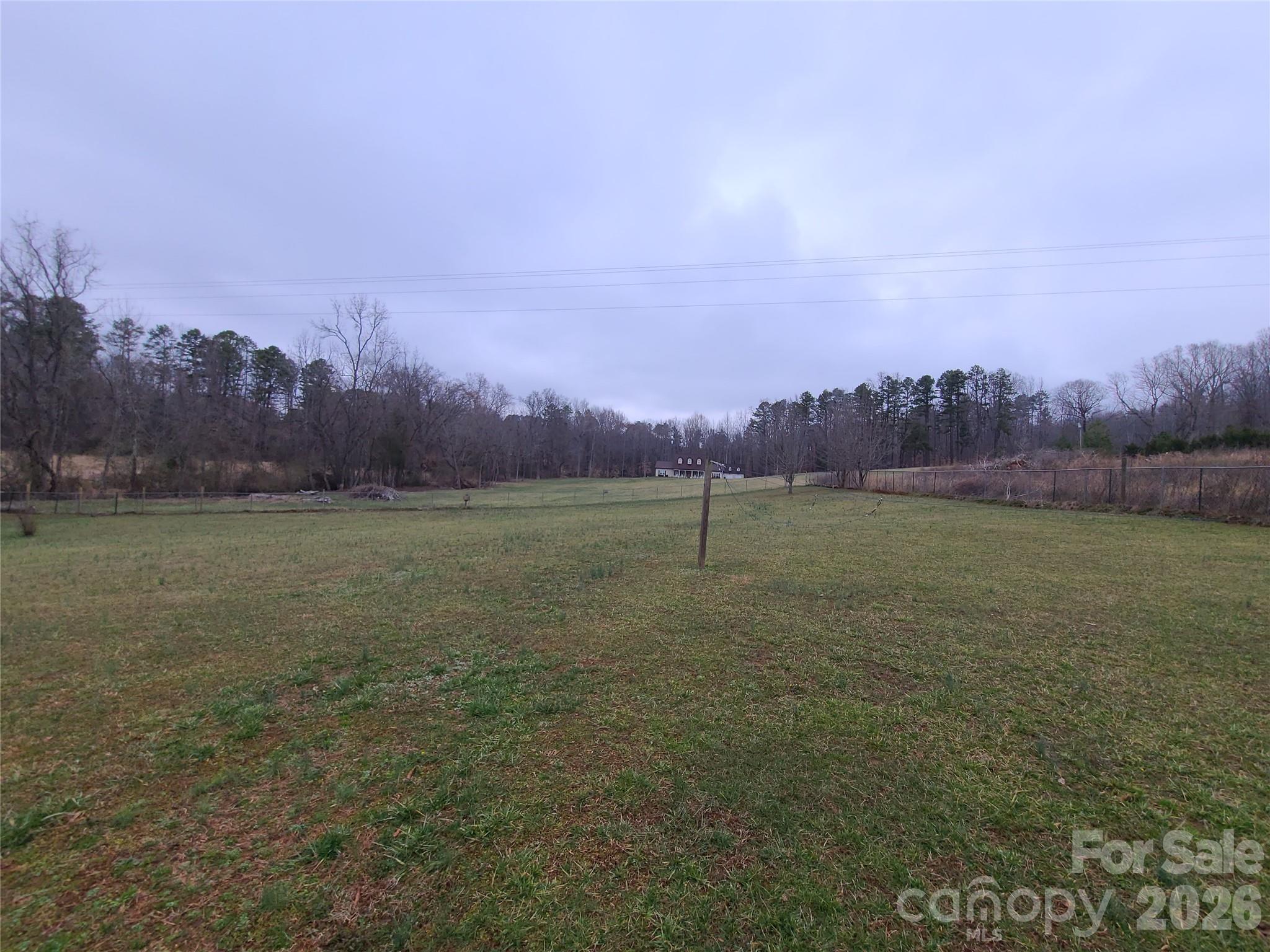 1638 Bess Town Road — Bessemer City