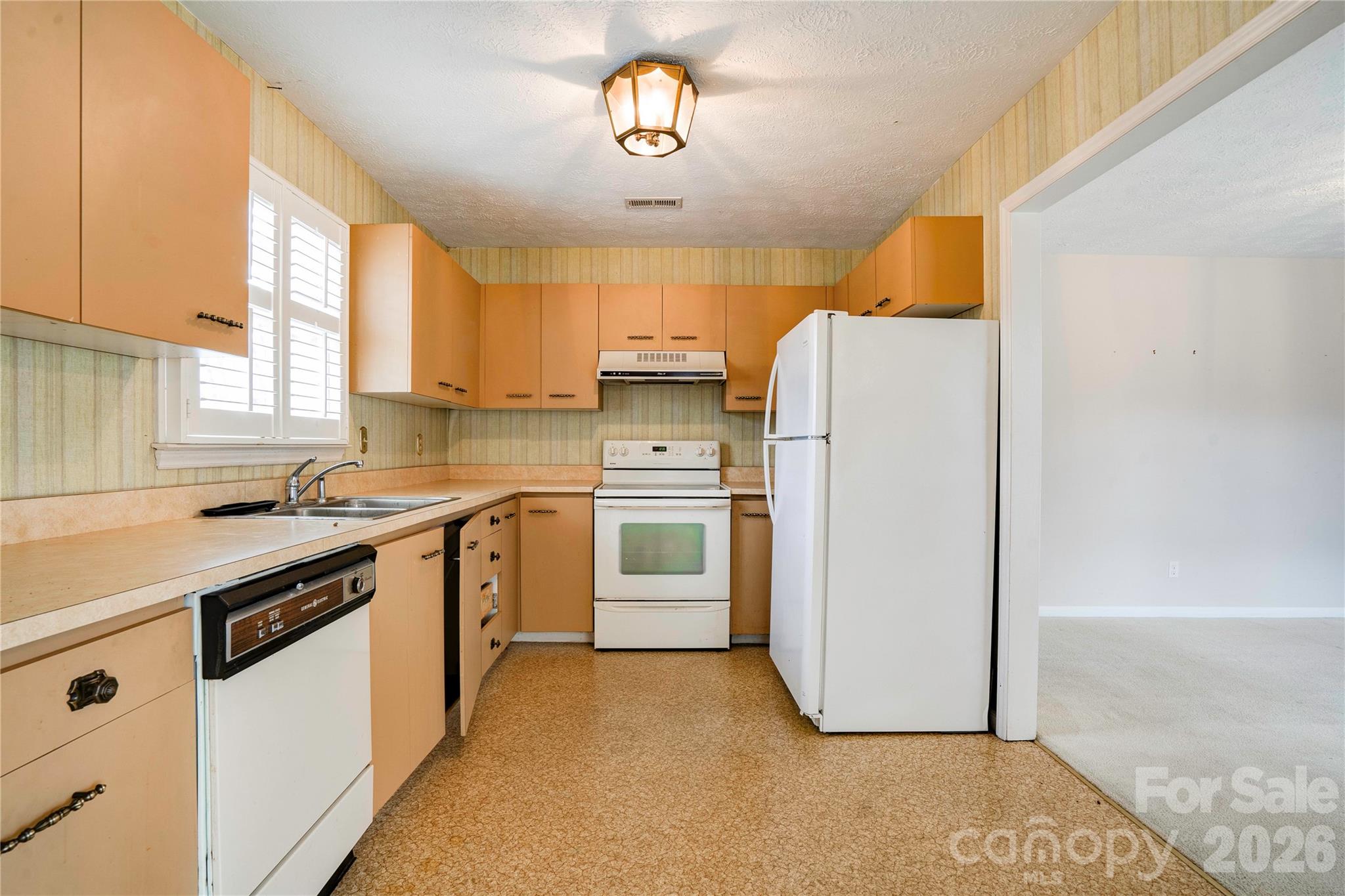 97-1 Edgemont Avenue — Shelby