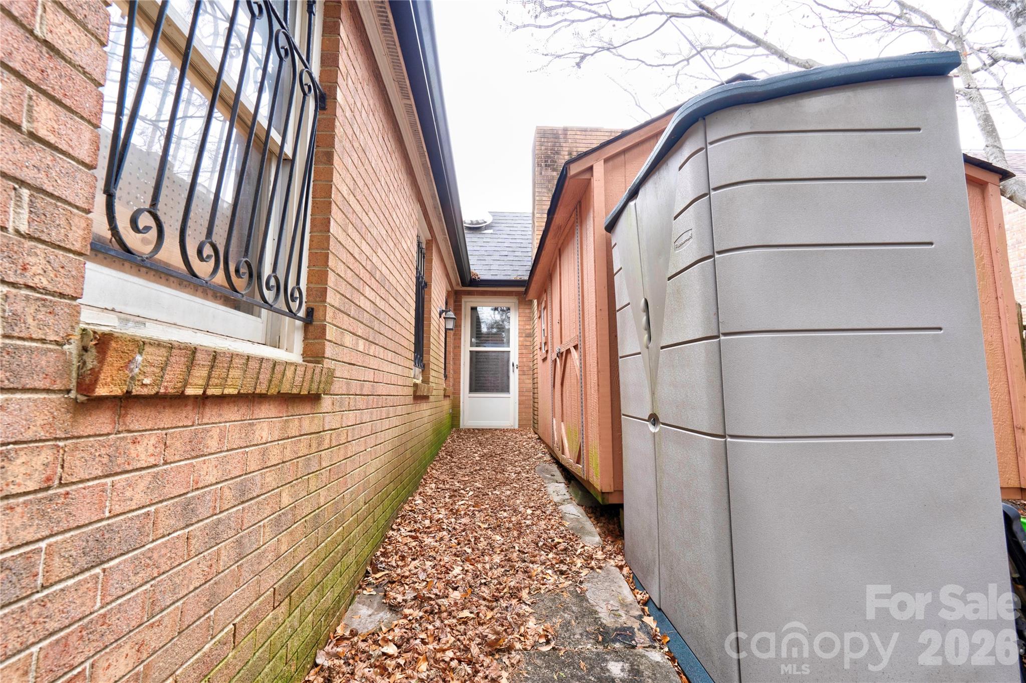 97-1 Edgemont Avenue — Shelby
