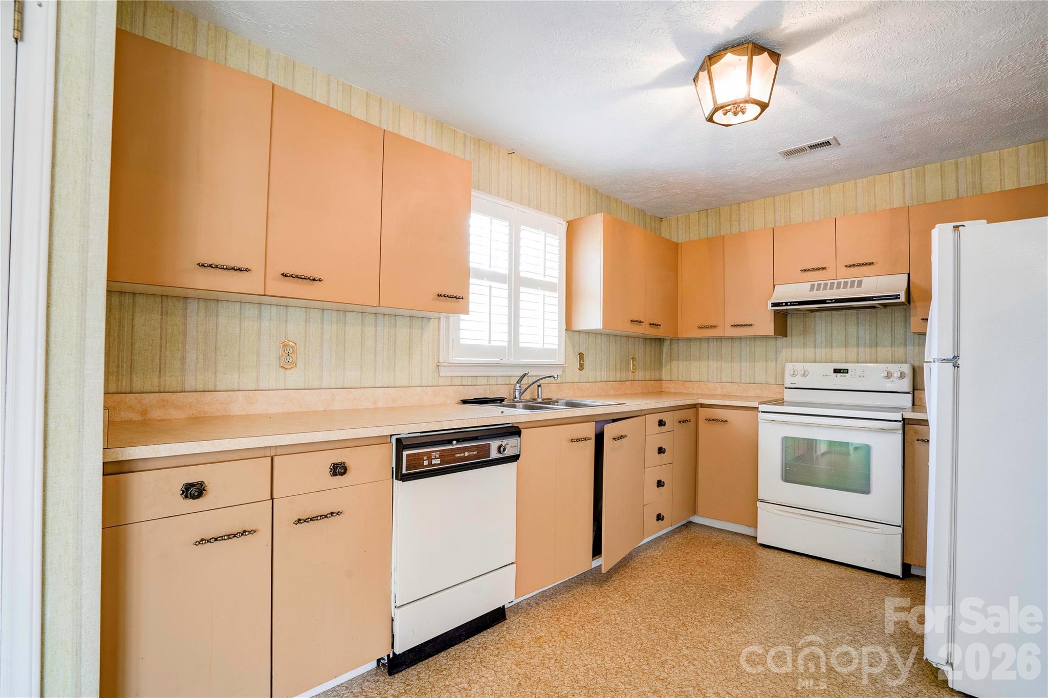 97-1 Edgemont Avenue — Shelby