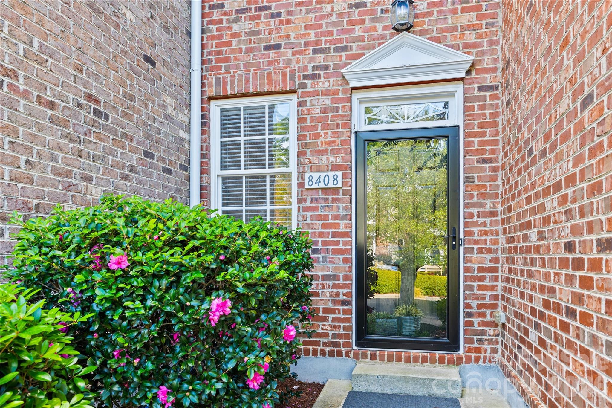 8408 Indigo Row — Charlotte