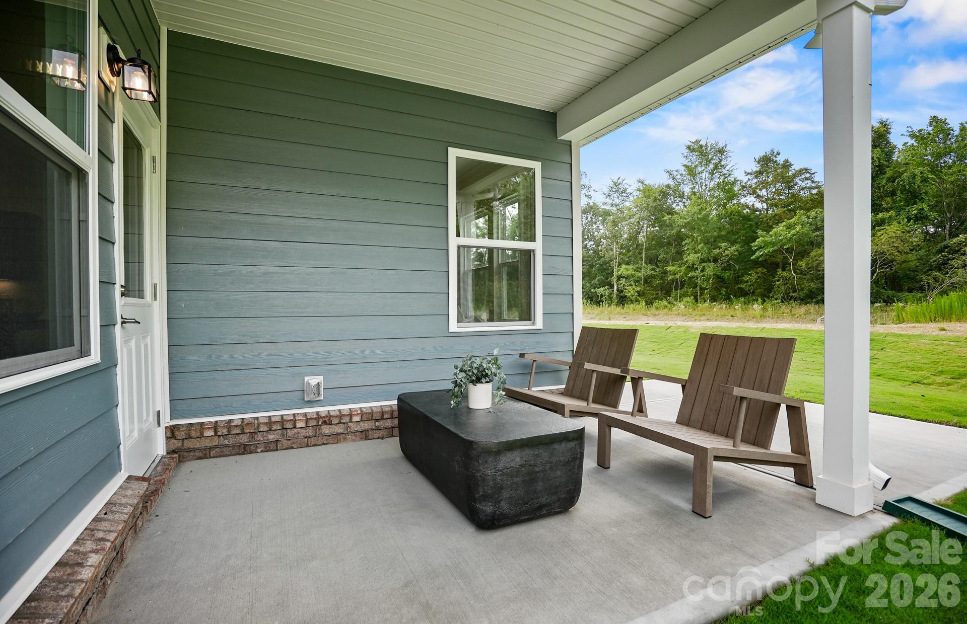 1613 Riverbend Avenue — Monroe