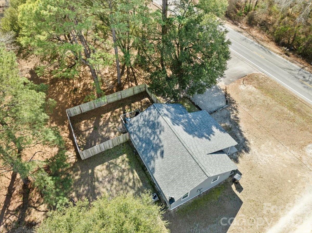 2443 Highway 52 Highway S — Cheraw