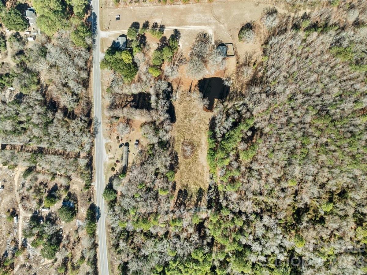 2443 Highway 52 Highway S — Cheraw