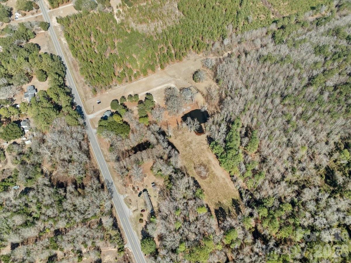 2443 Highway 52 Highway S — Cheraw
