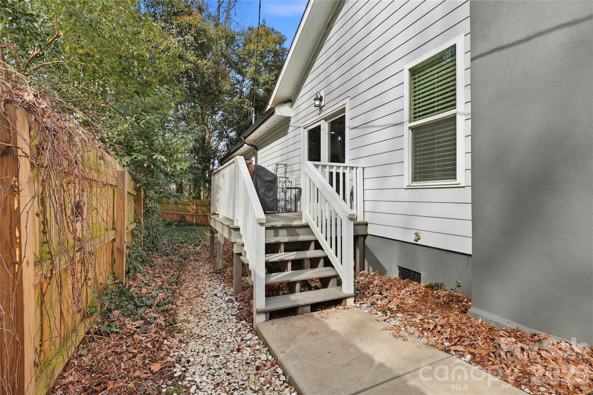 2224 Weyland Avenue — Charlotte