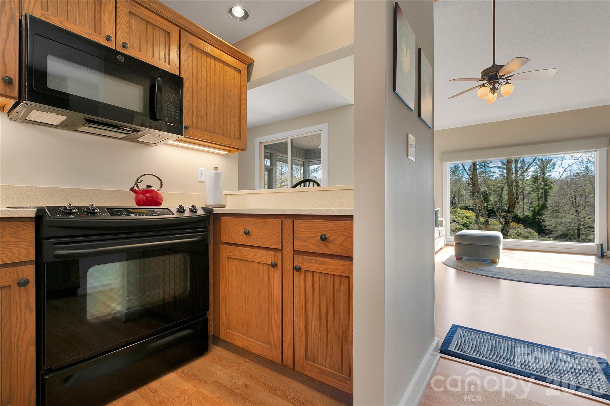 150 Racquet Club Villas Drive — Sapphire