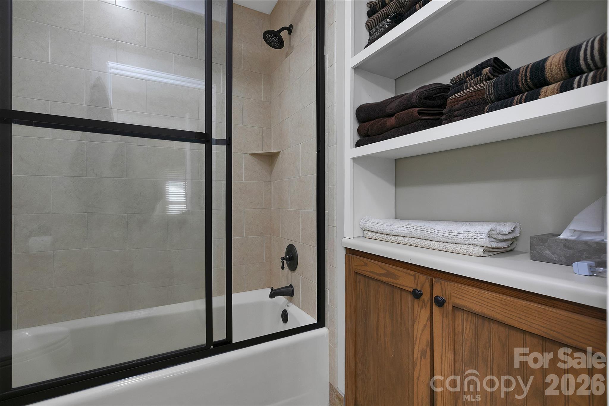 150 Racquet Club Villas Drive — Sapphire