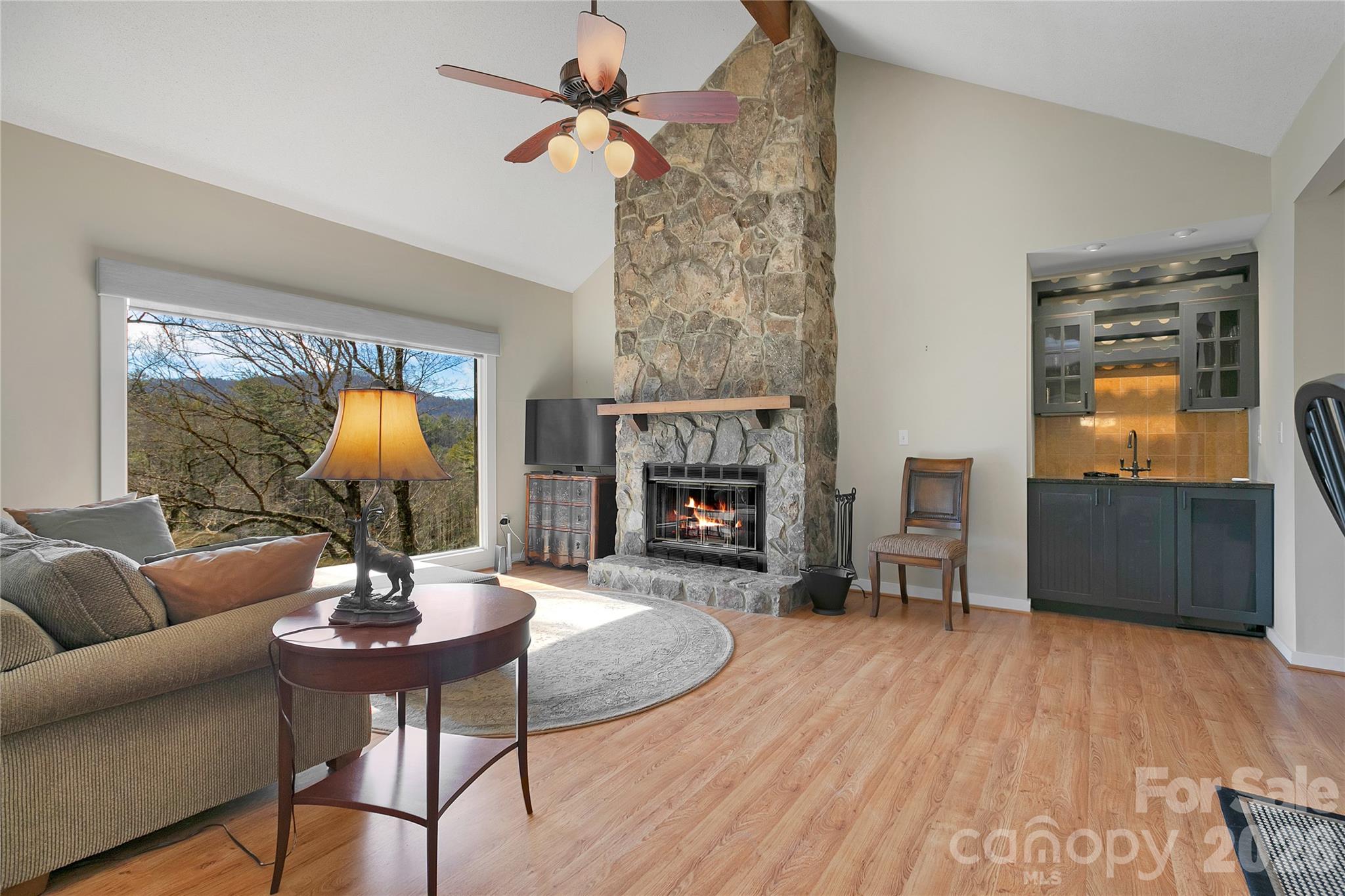 150 Racquet Club Villas Drive — Sapphire