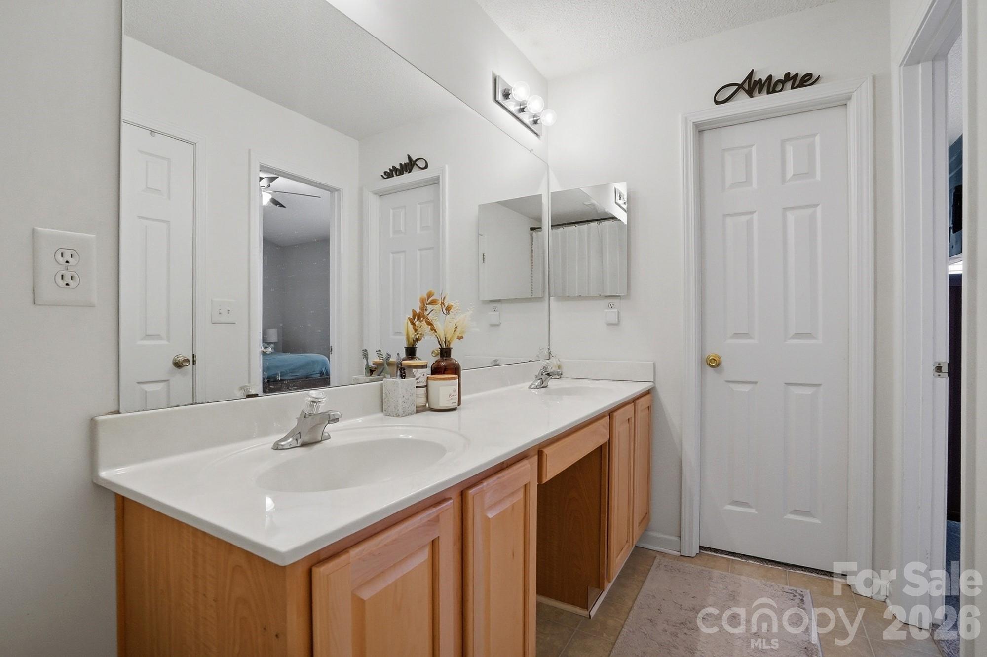 12350 Hennigan Place Lane — Charlotte
