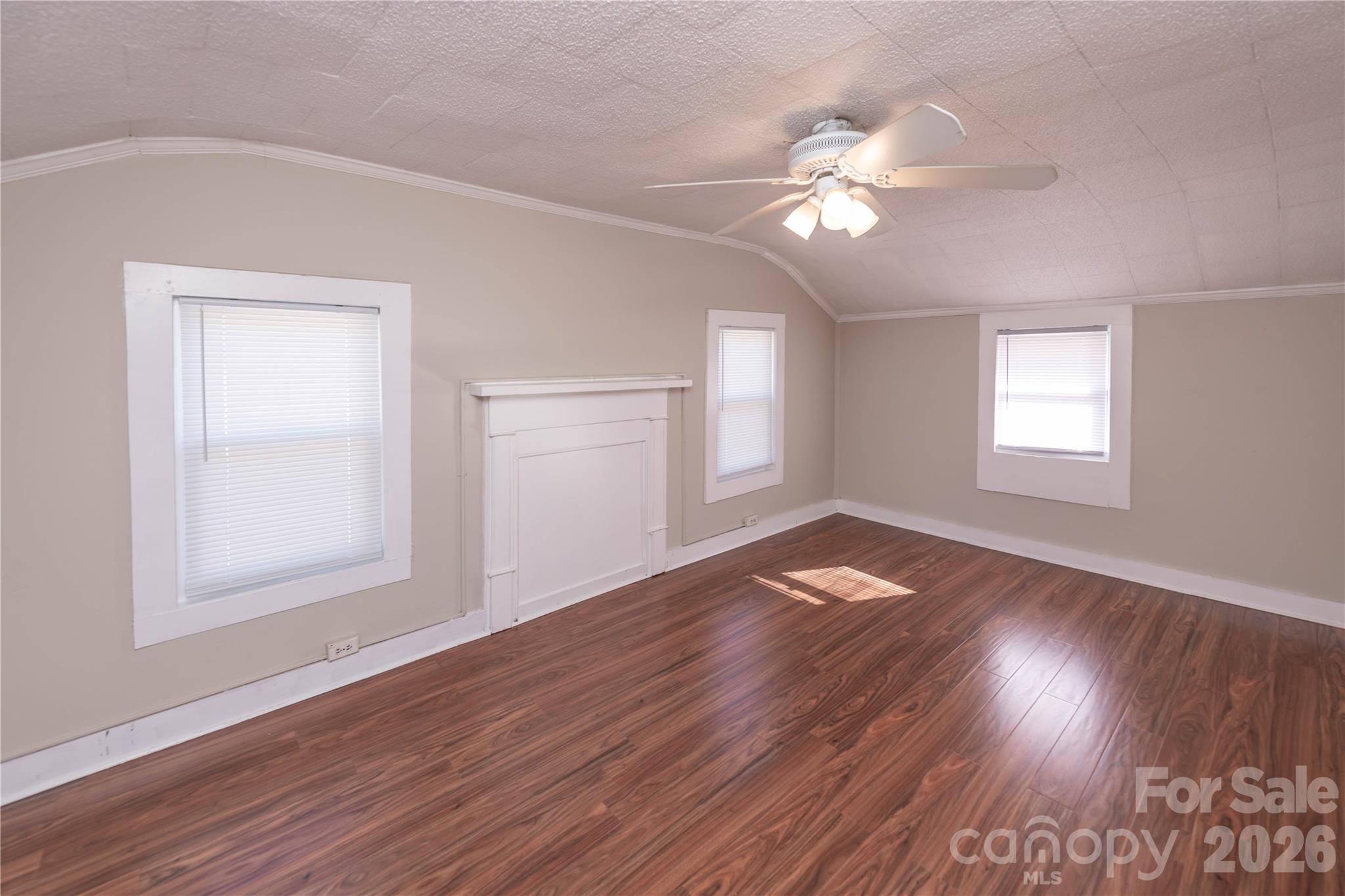 470 & 460 S Moose Road — Mount Pleasant