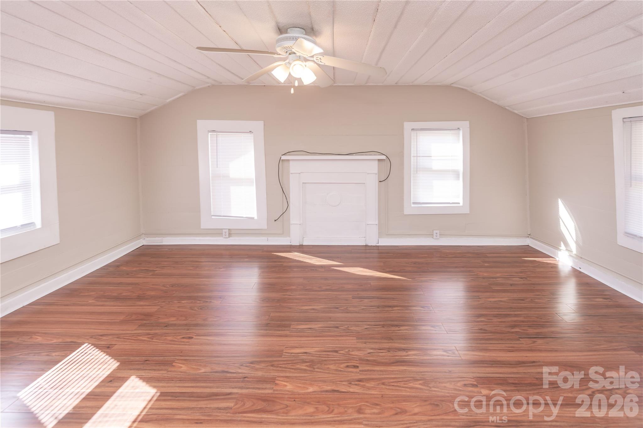 470 & 460 S Moose Road — Mount Pleasant