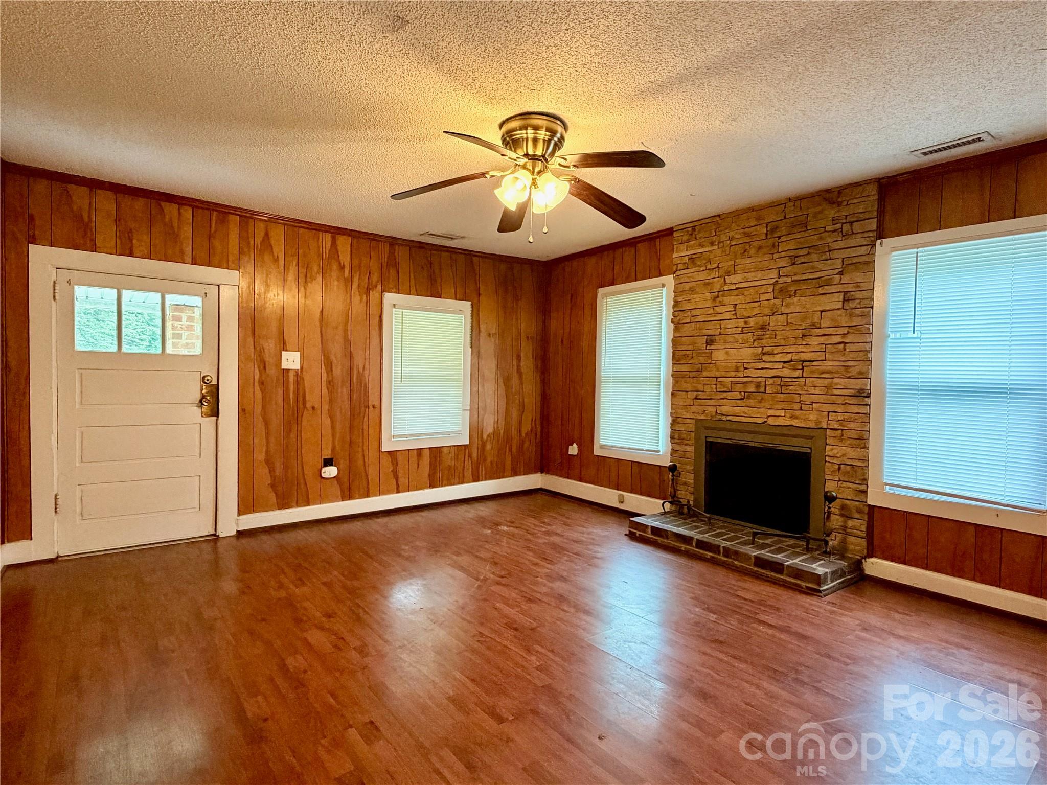 470 & 460 S Moose Road — Mount Pleasant