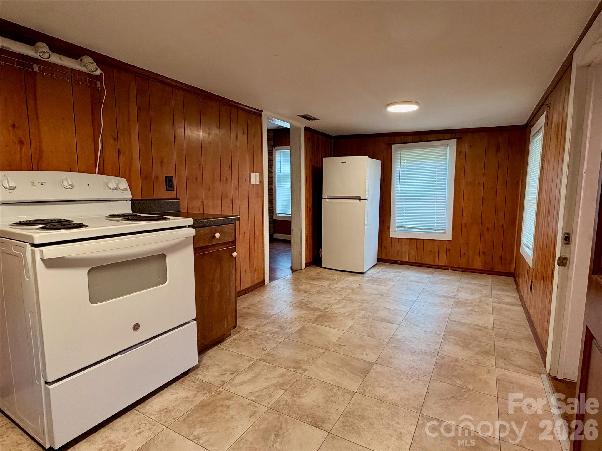 470 & 460 S Moose Road — Mount Pleasant
