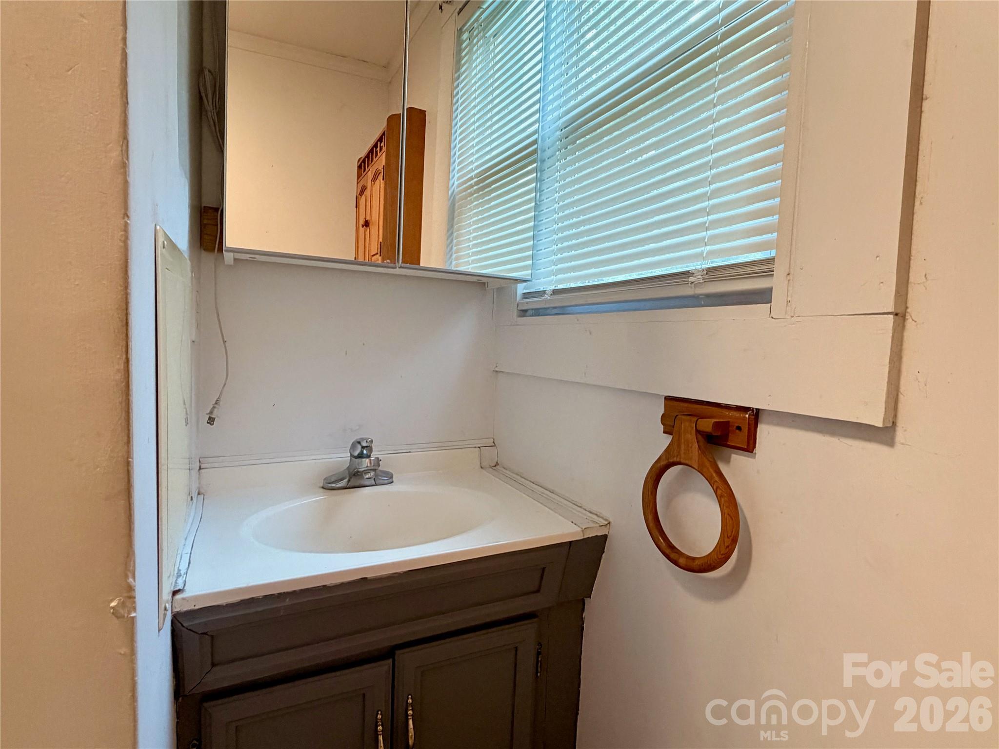 470 & 460 S Moose Road — Mount Pleasant