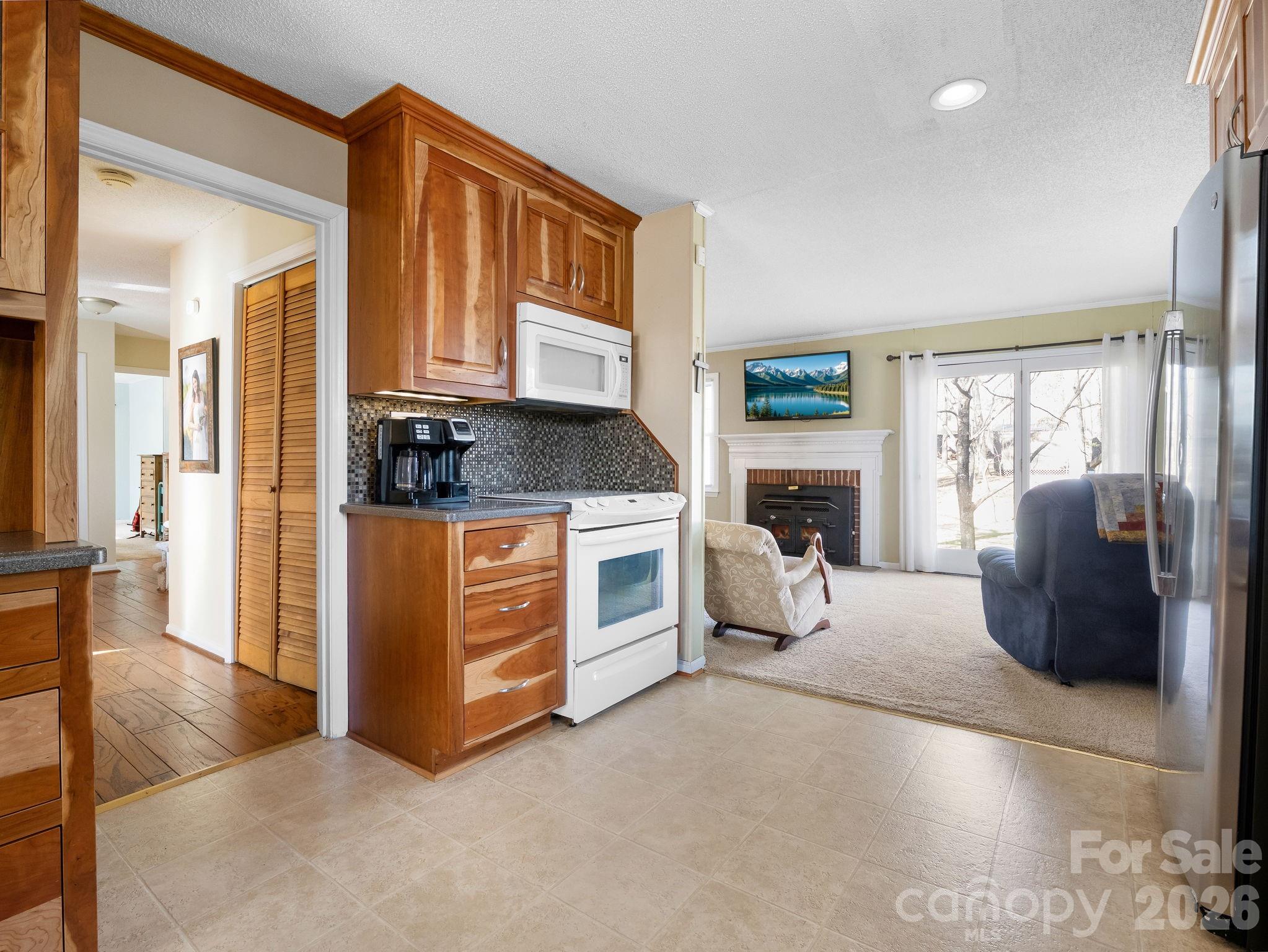 1409 Thea Drive — Shelby