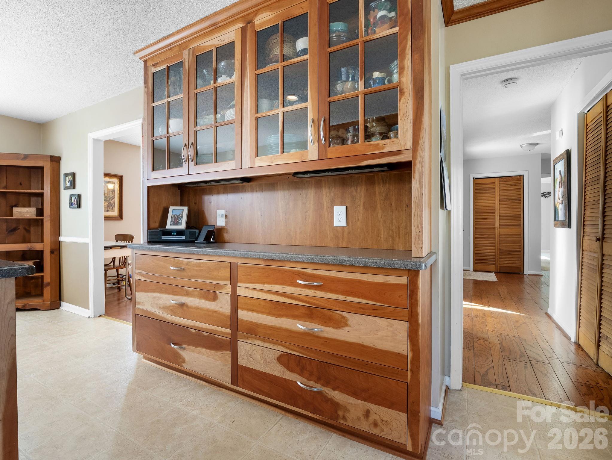 1409 Thea Drive — Shelby