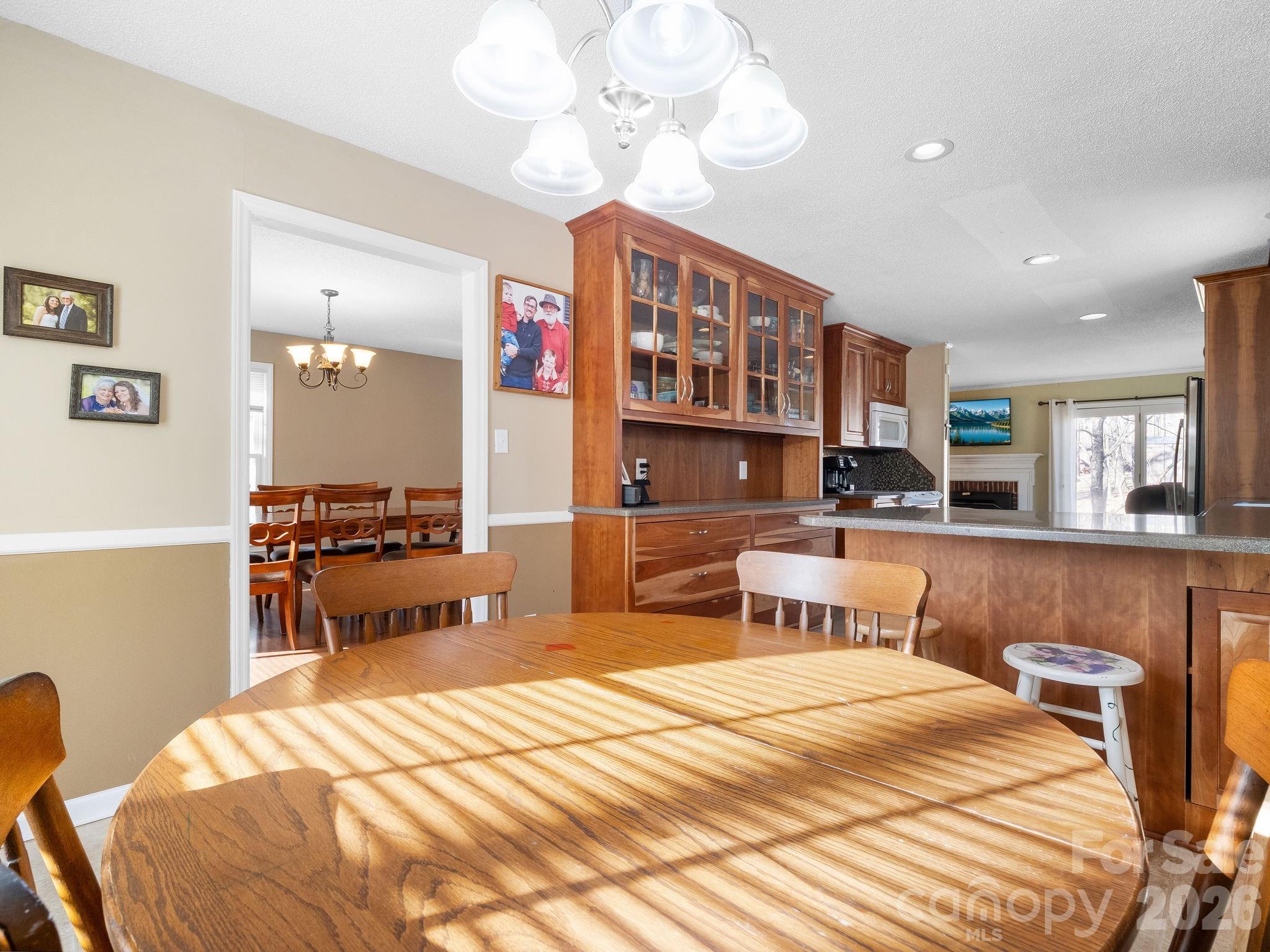 1409 Thea Drive — Shelby