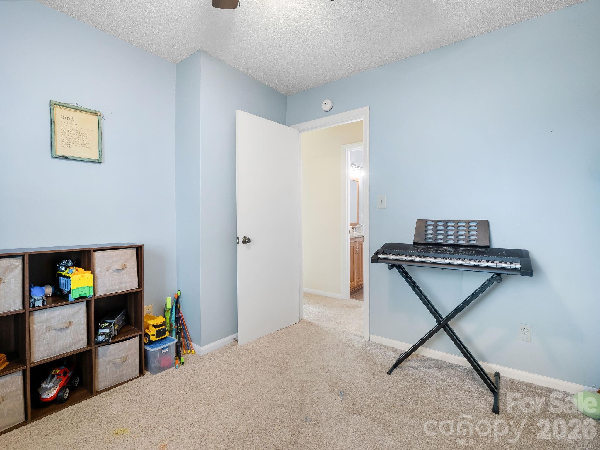 1409 Thea Drive — Shelby