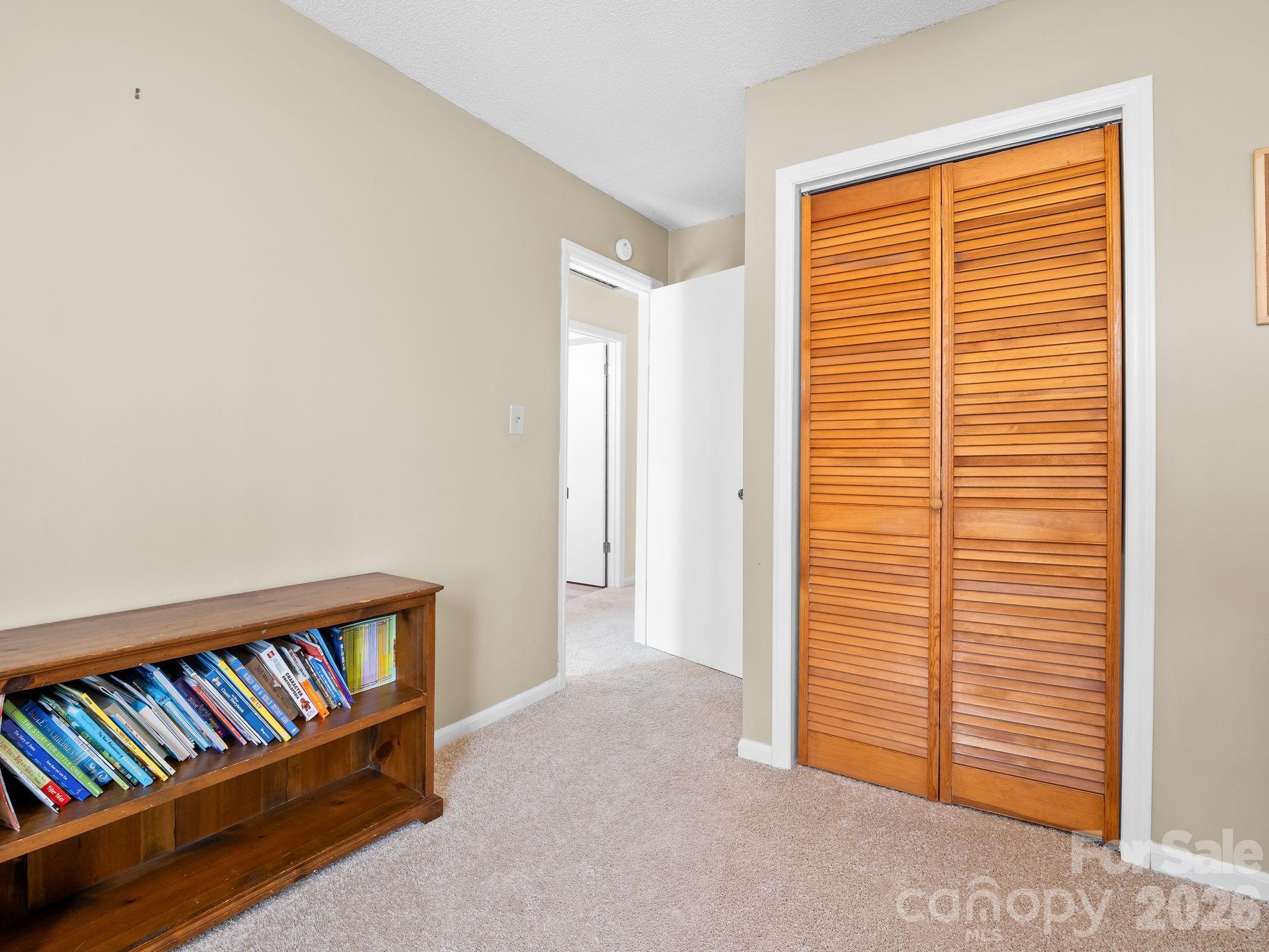 1409 Thea Drive — Shelby