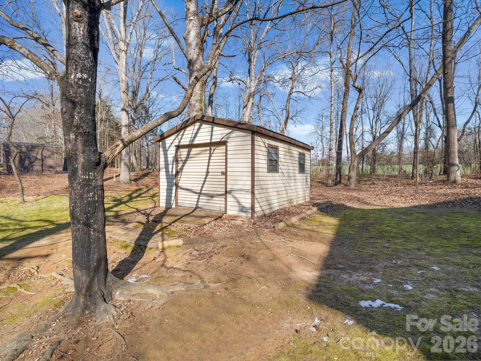 1409 Thea Drive — Shelby