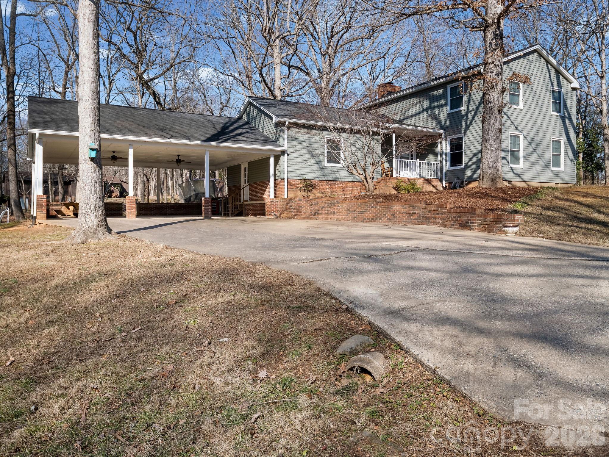 1409 Thea Drive — Shelby
