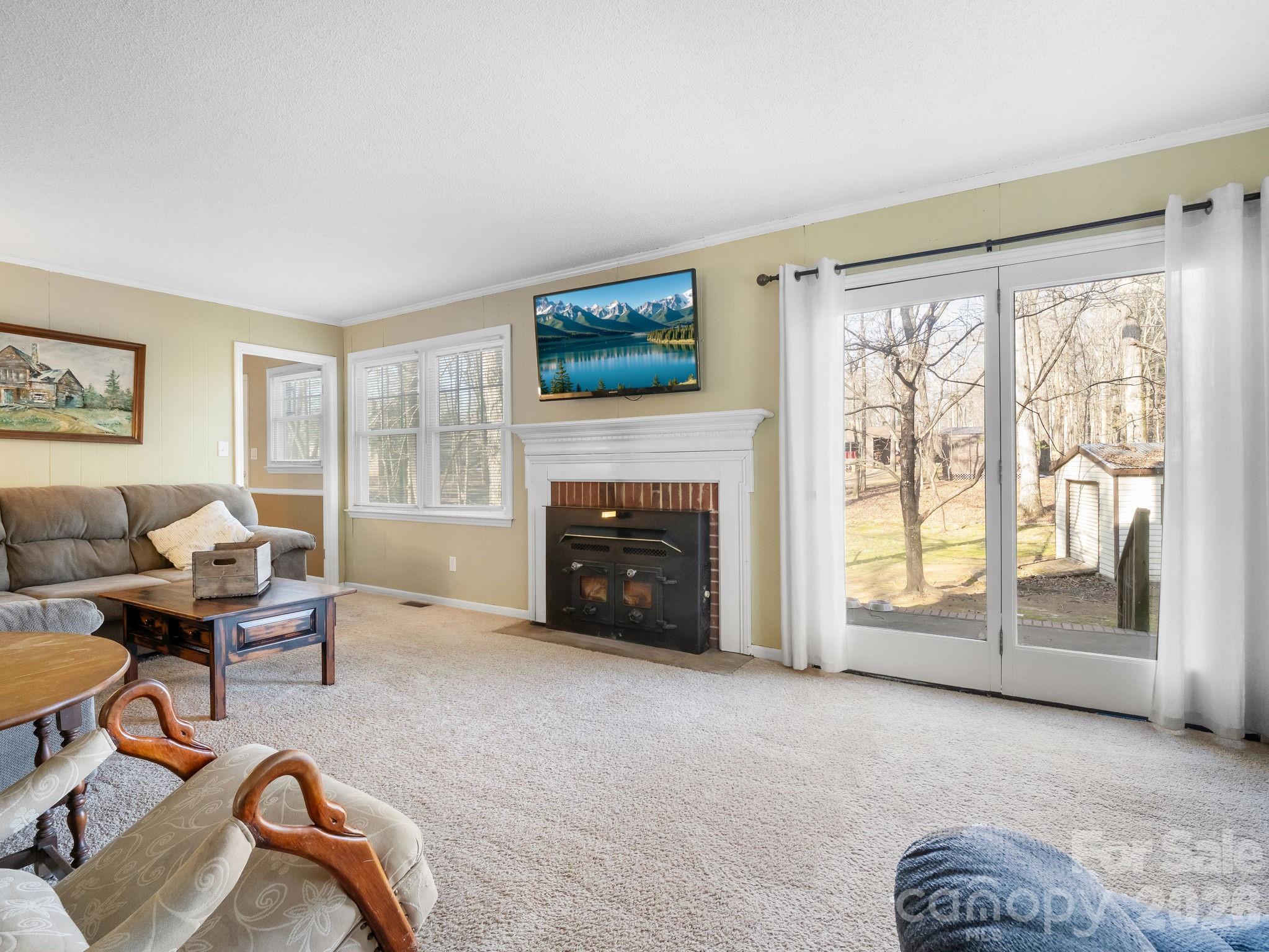 1409 Thea Drive — Shelby