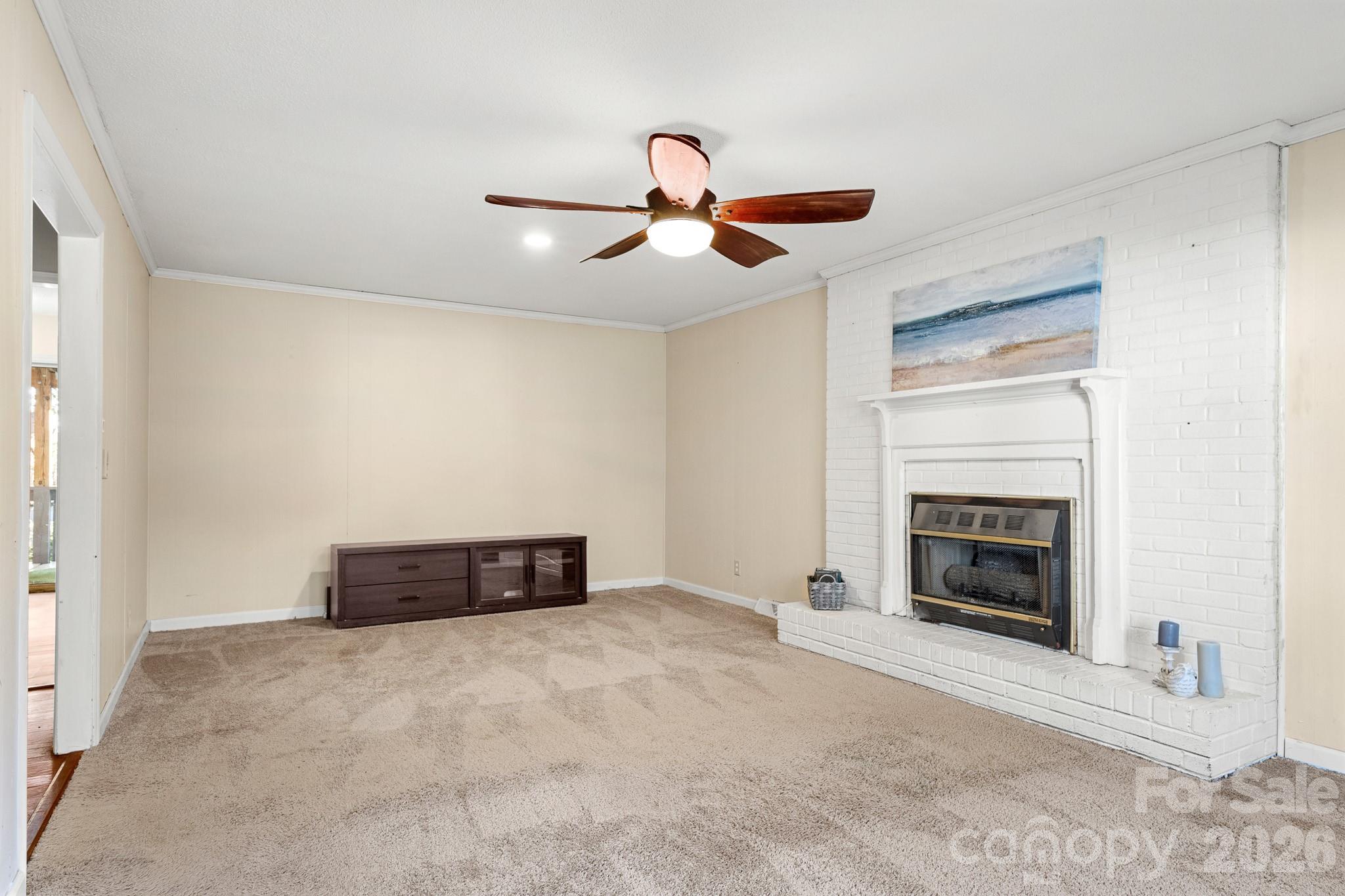 9118 Windjammer Drive — Tega Cay