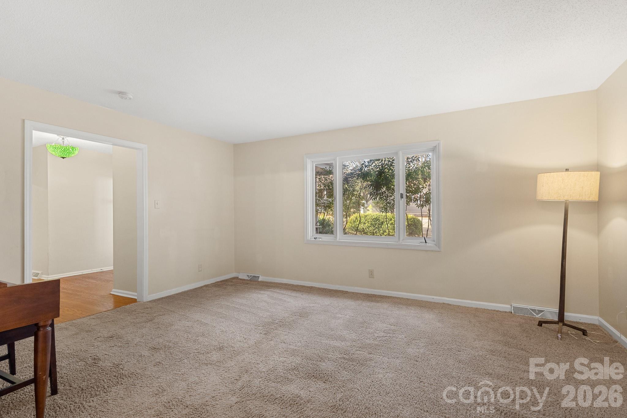 9118 Windjammer Drive — Tega Cay