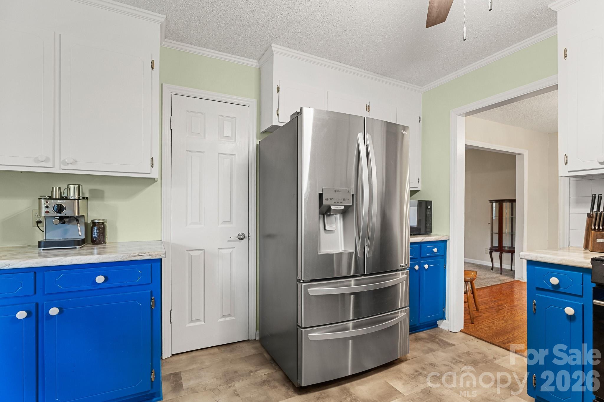 9118 Windjammer Drive — Tega Cay