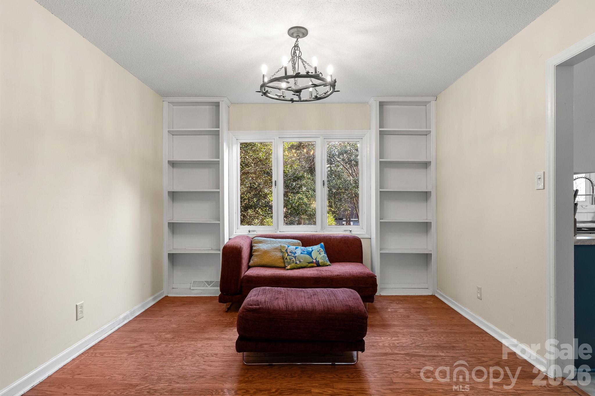 9118 Windjammer Drive — Tega Cay
