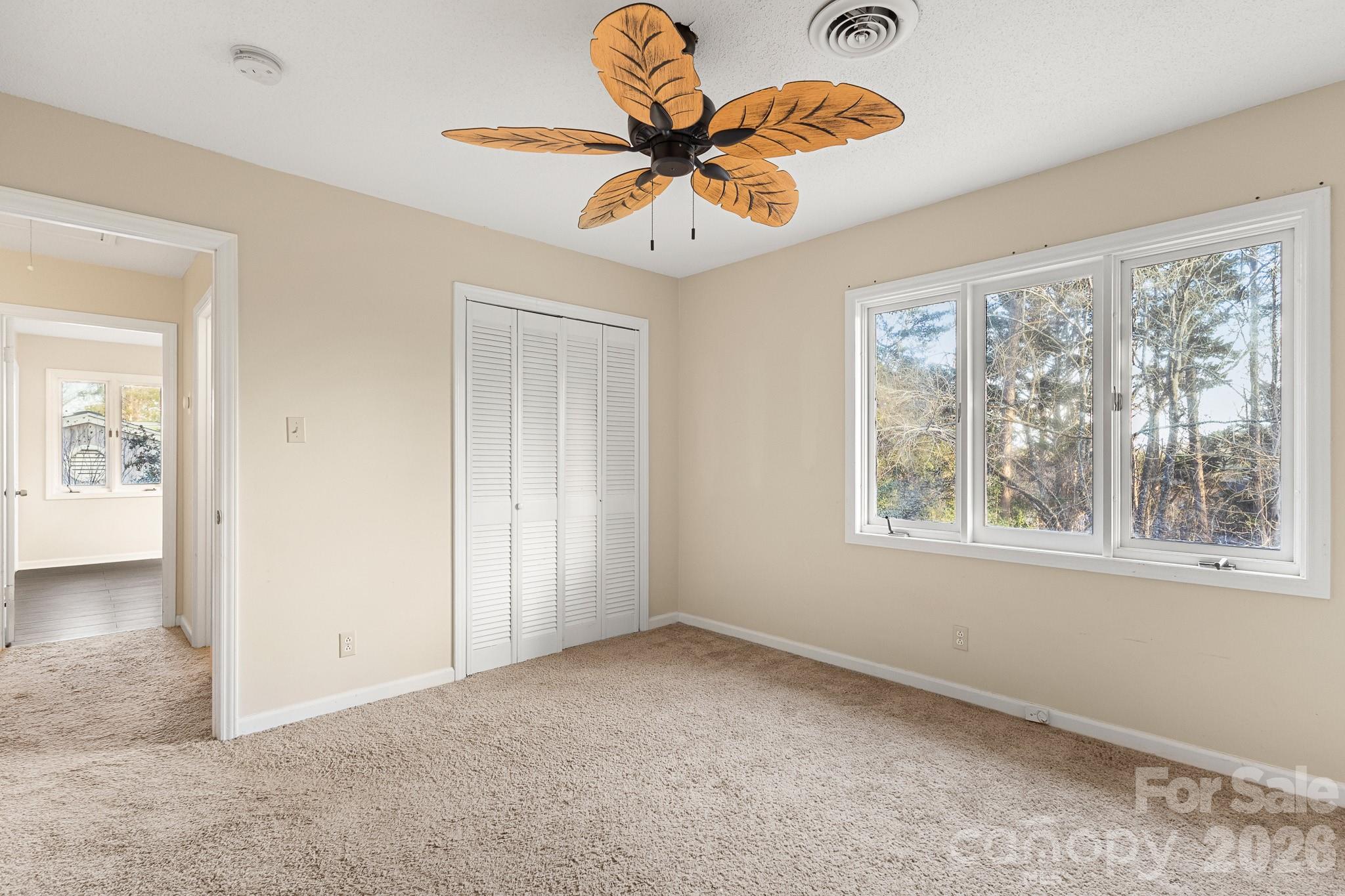 9118 Windjammer Drive — Tega Cay