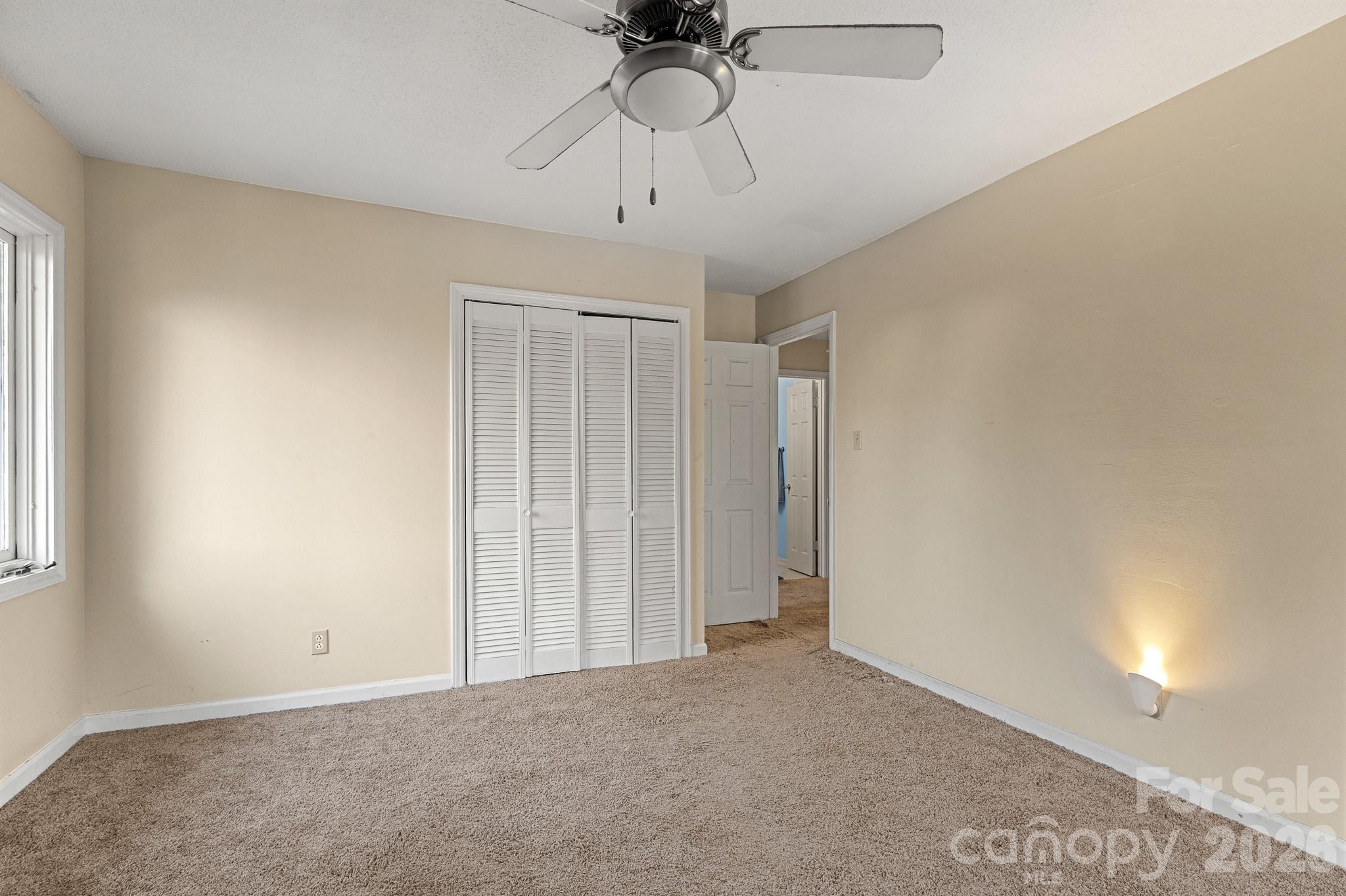 9118 Windjammer Drive — Tega Cay