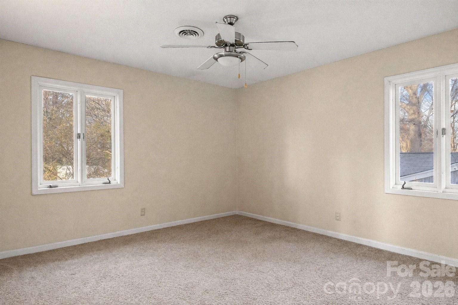 9118 Windjammer Drive — Tega Cay