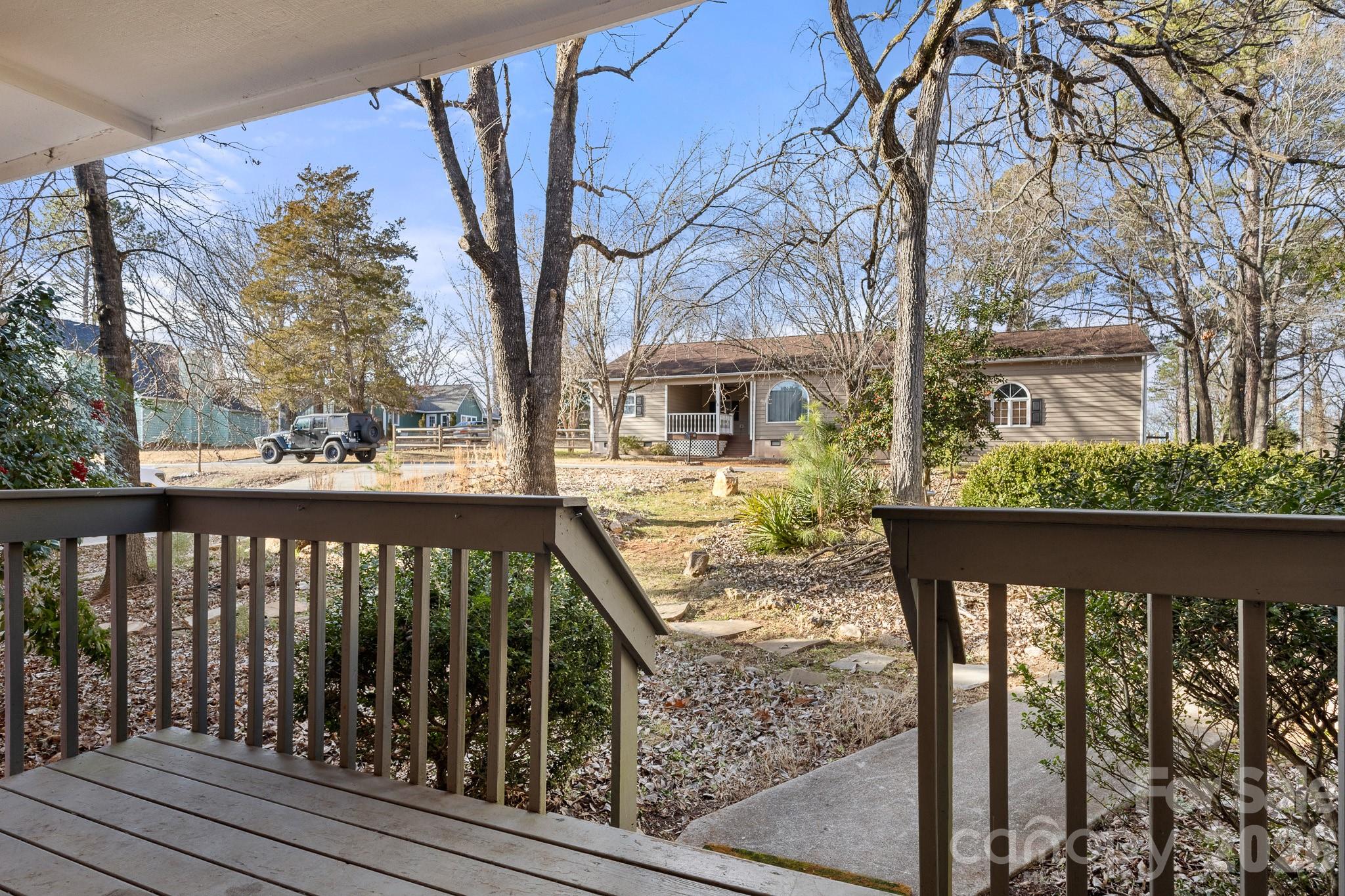9118 Windjammer Drive — Tega Cay