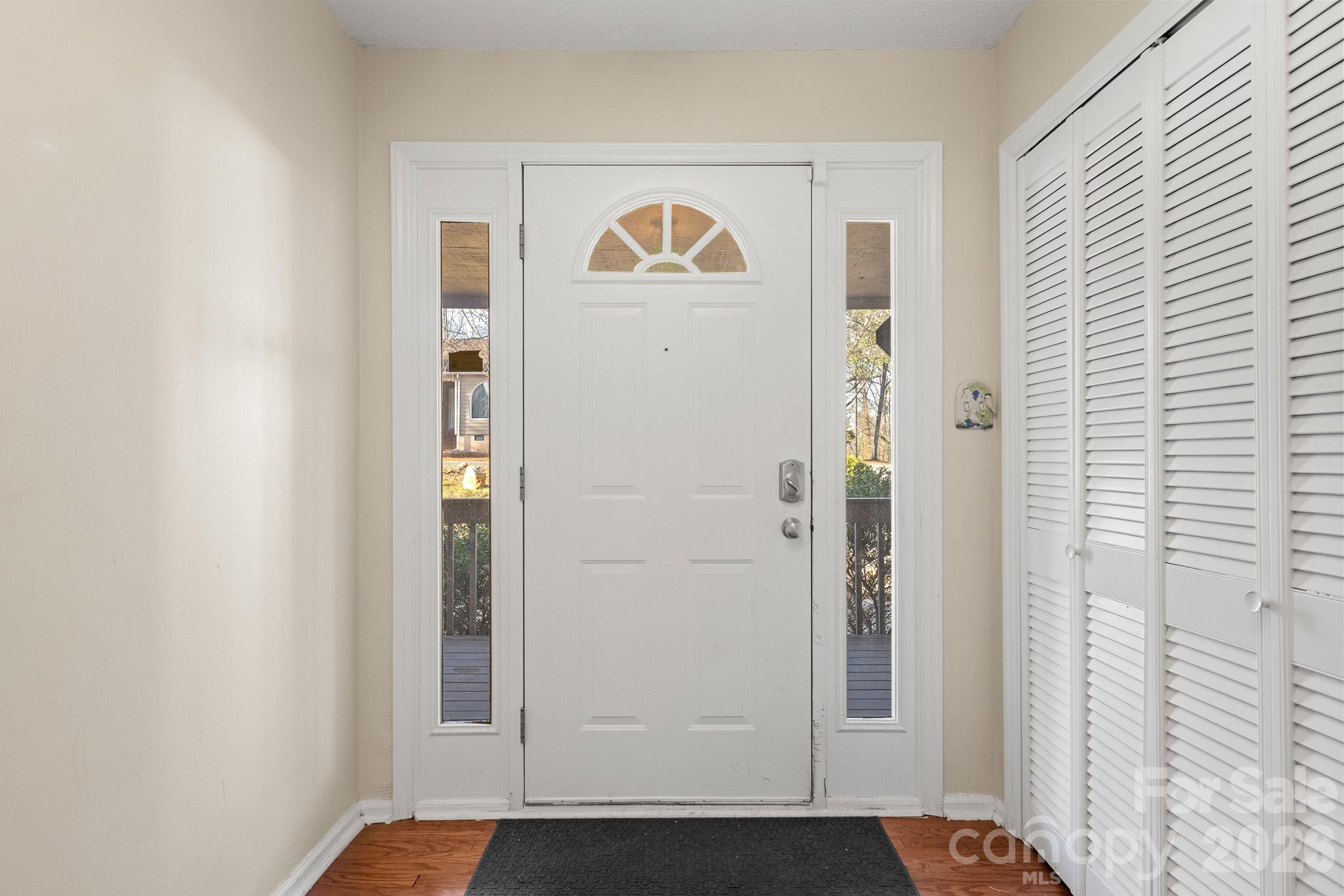 9118 Windjammer Drive — Tega Cay