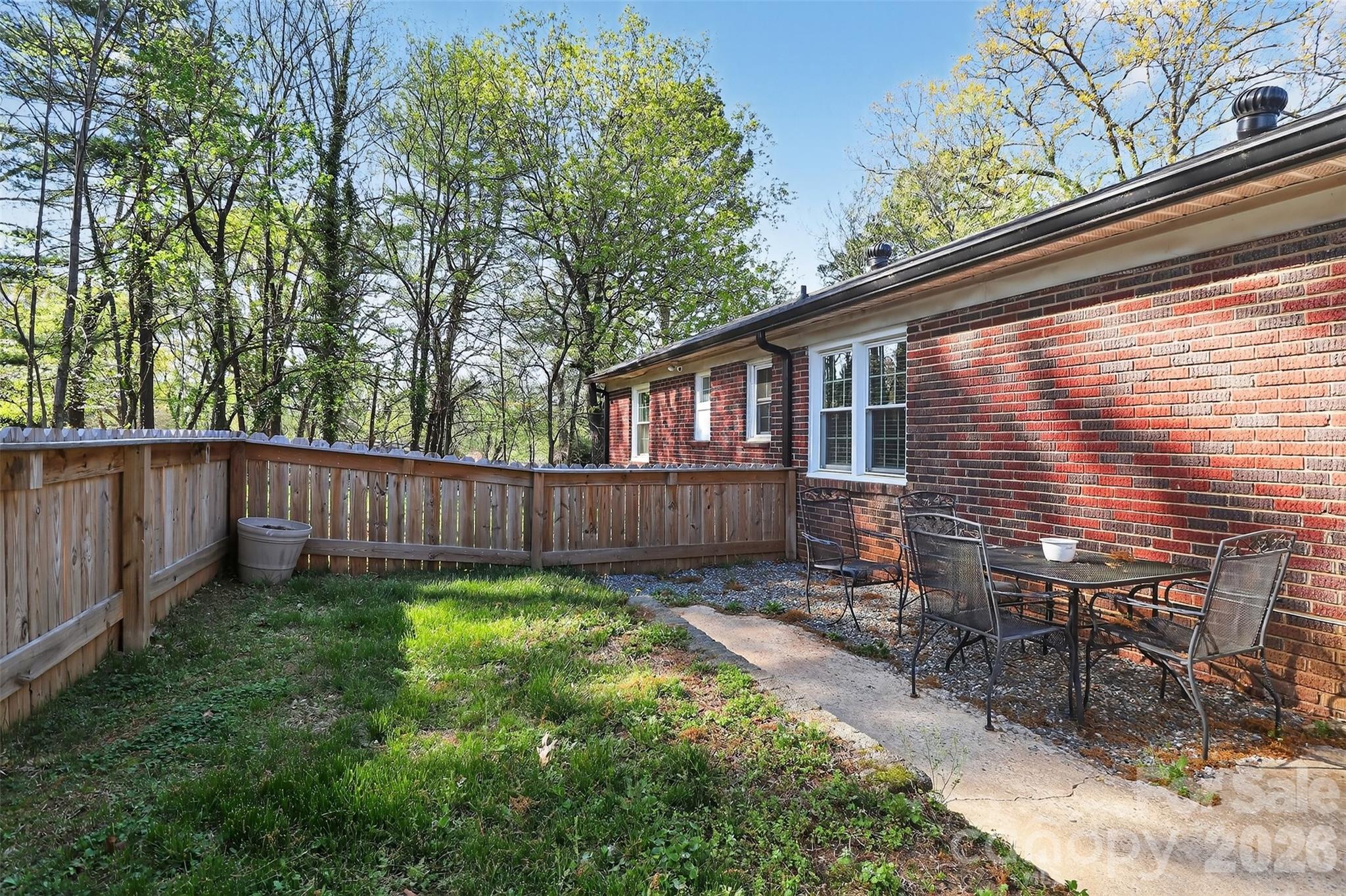 5525 Alpine Lane — Charlotte
