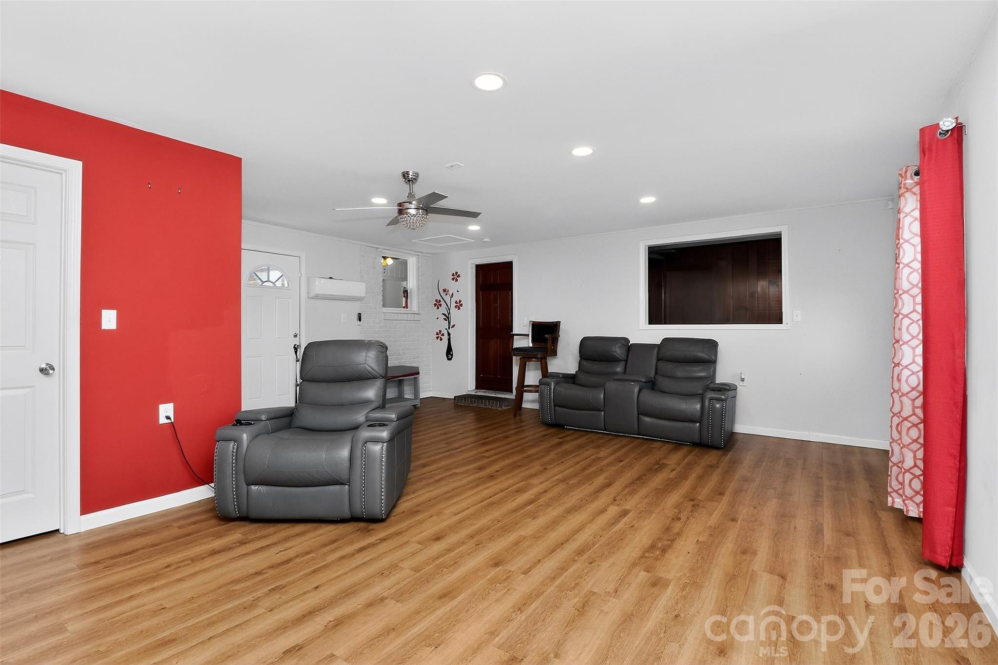 5525 Alpine Lane — Charlotte