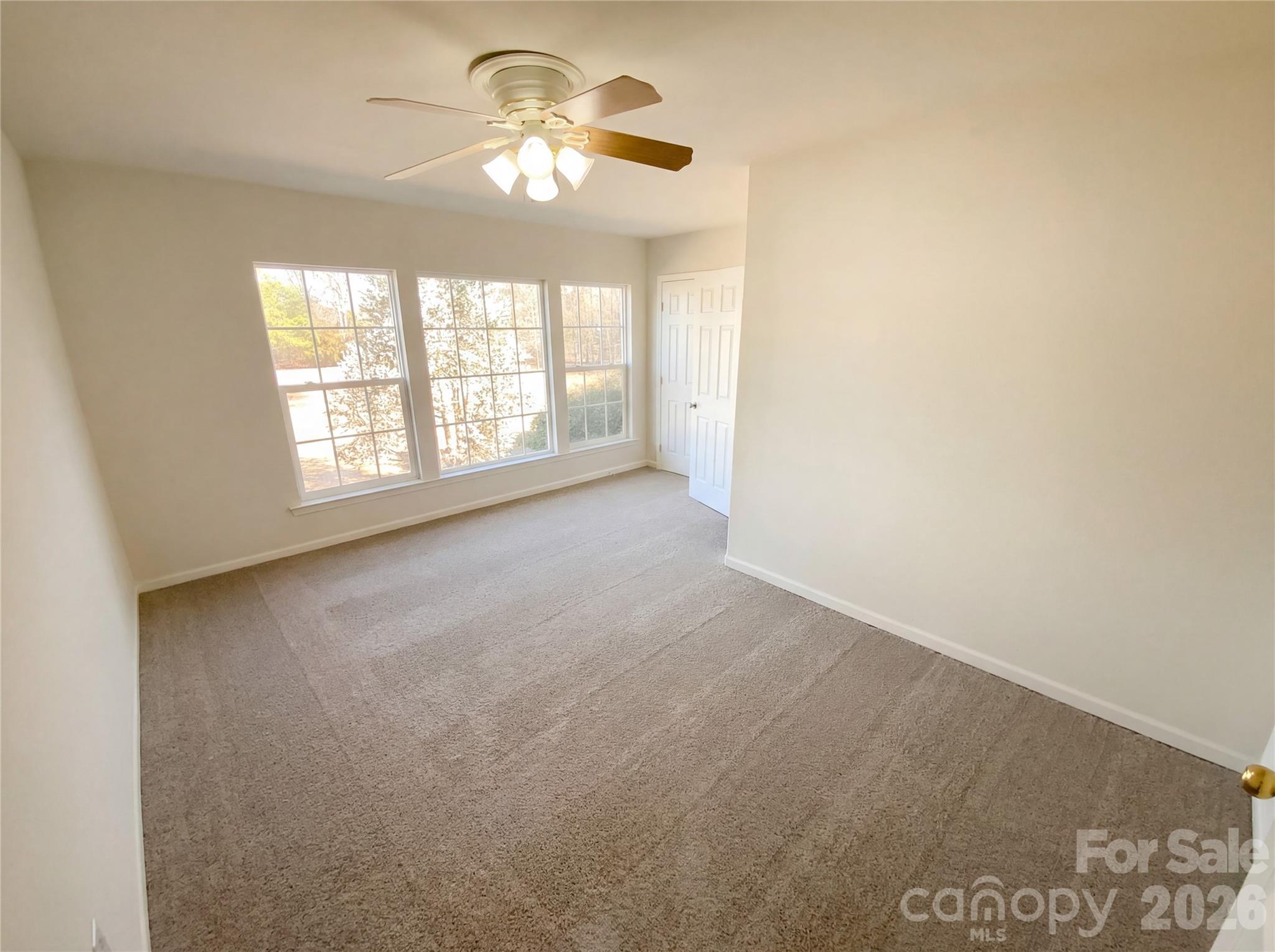 10803 Fountaingrove Drive — Charlotte