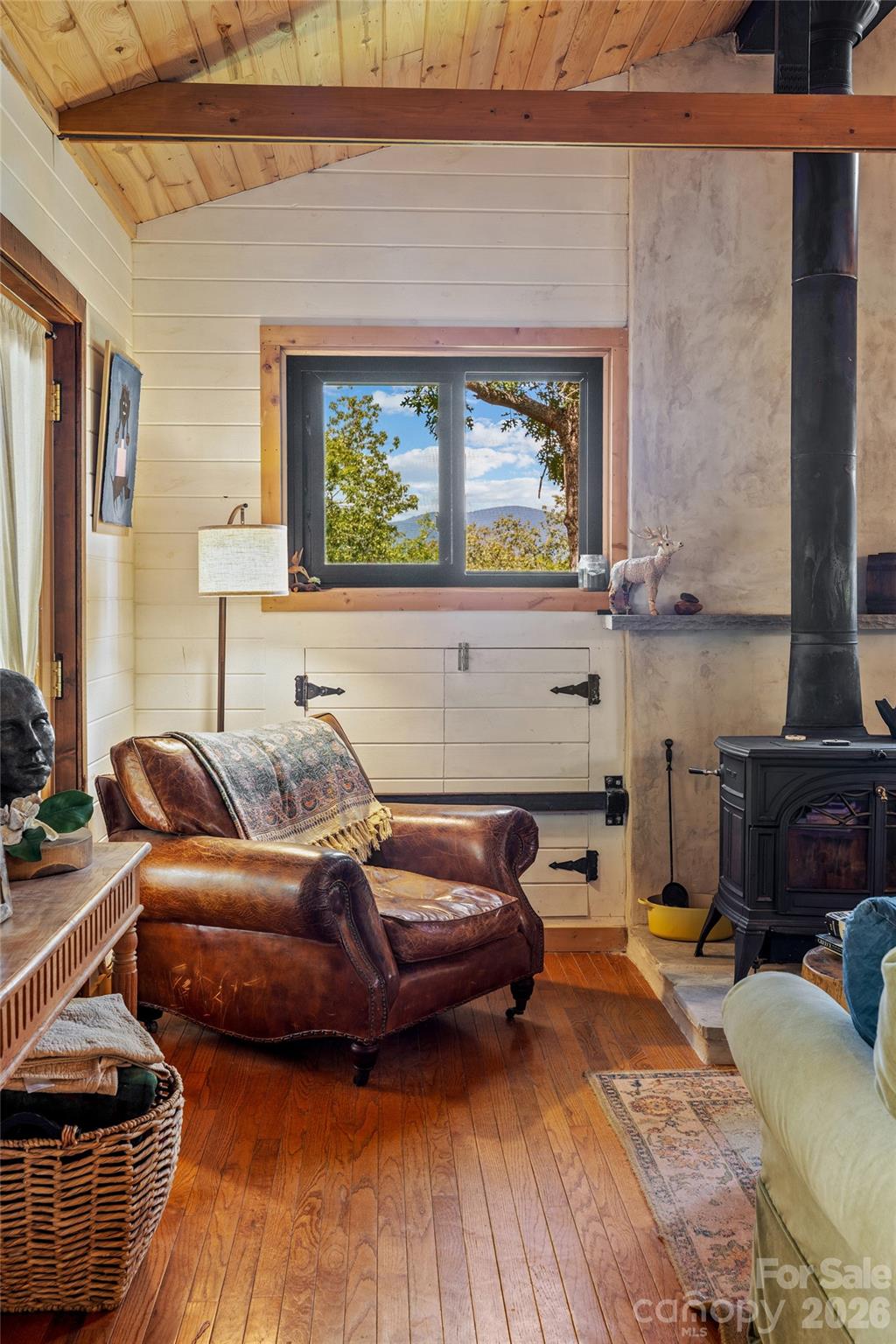 250 Burt Blackwell Road — Mill Spring