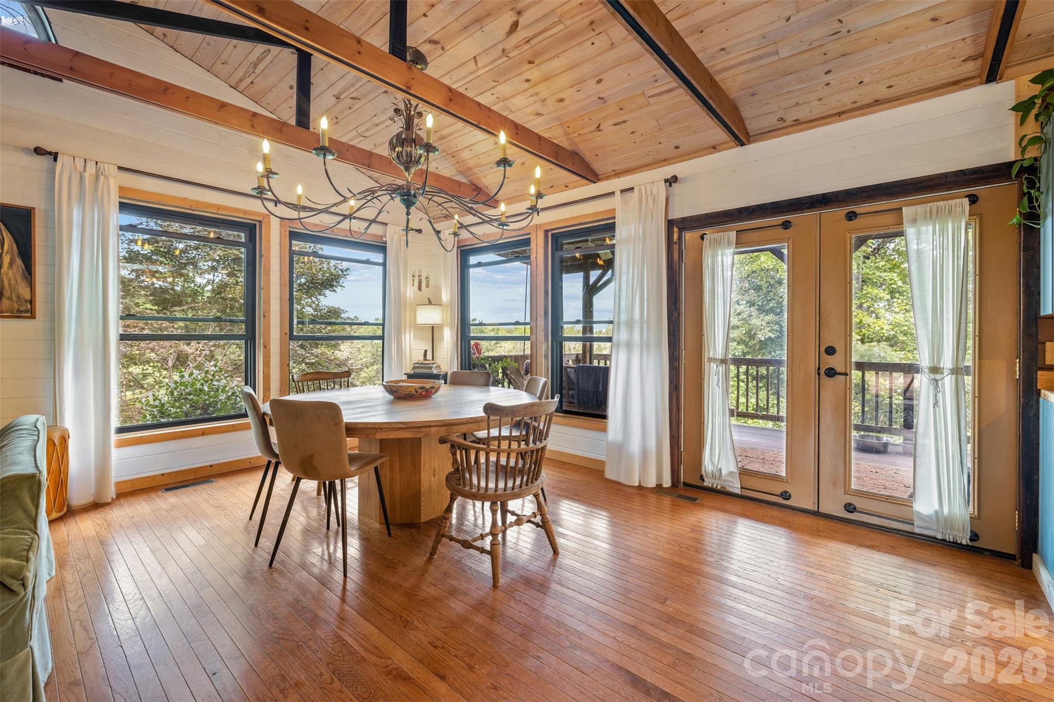 250 Burt Blackwell Road — Mill Spring