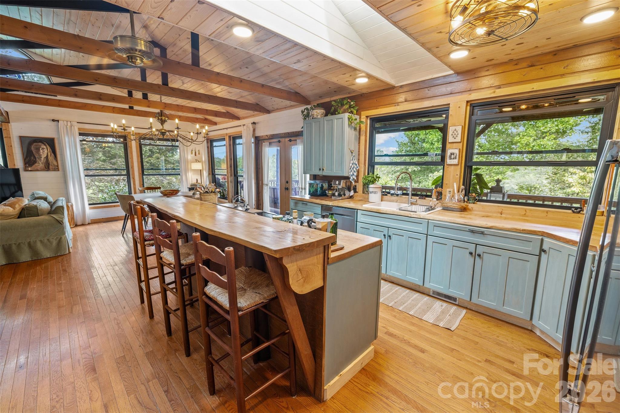 250 Burt Blackwell Road — Mill Spring