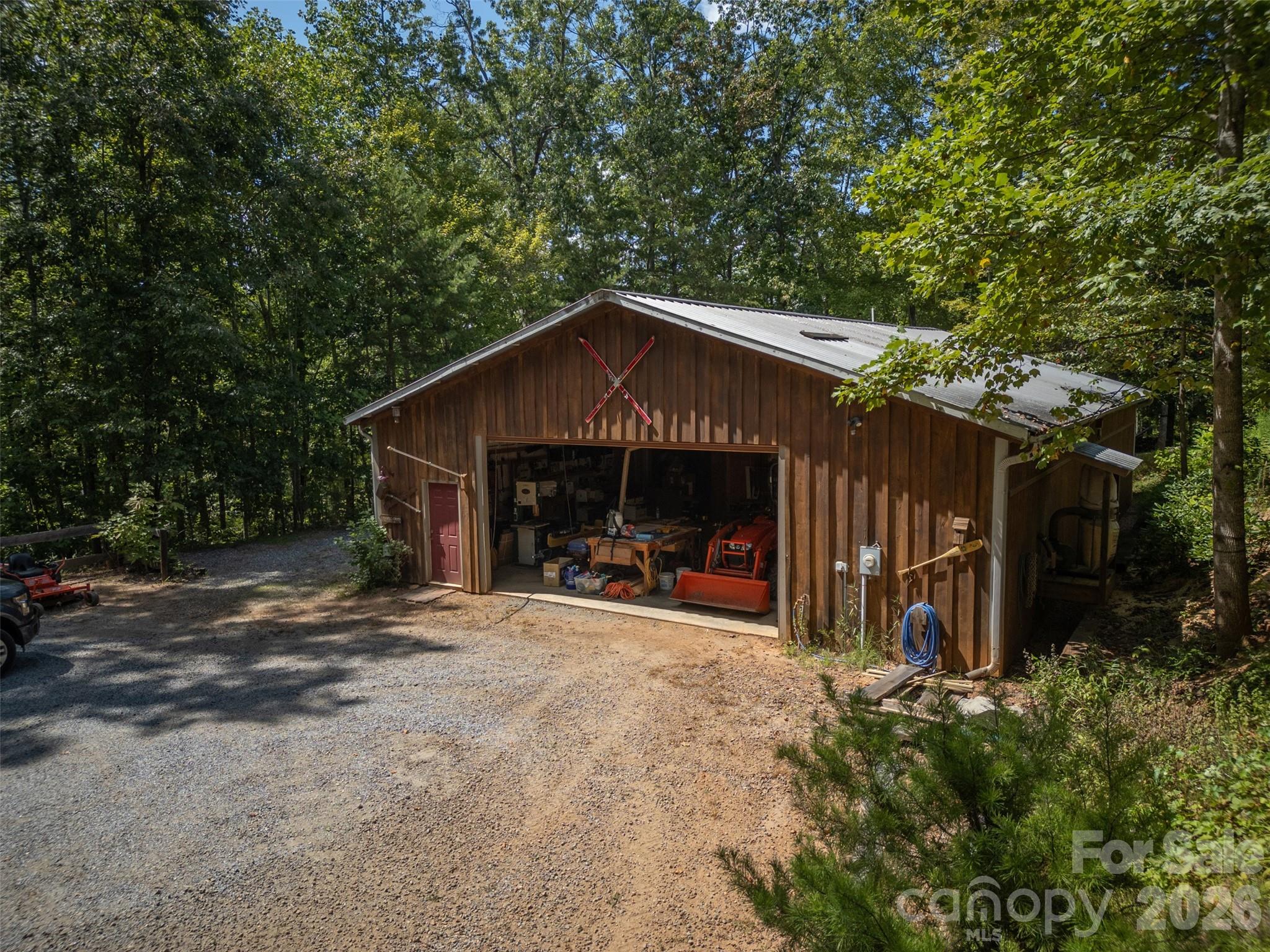 250 Burt Blackwell Road — Mill Spring