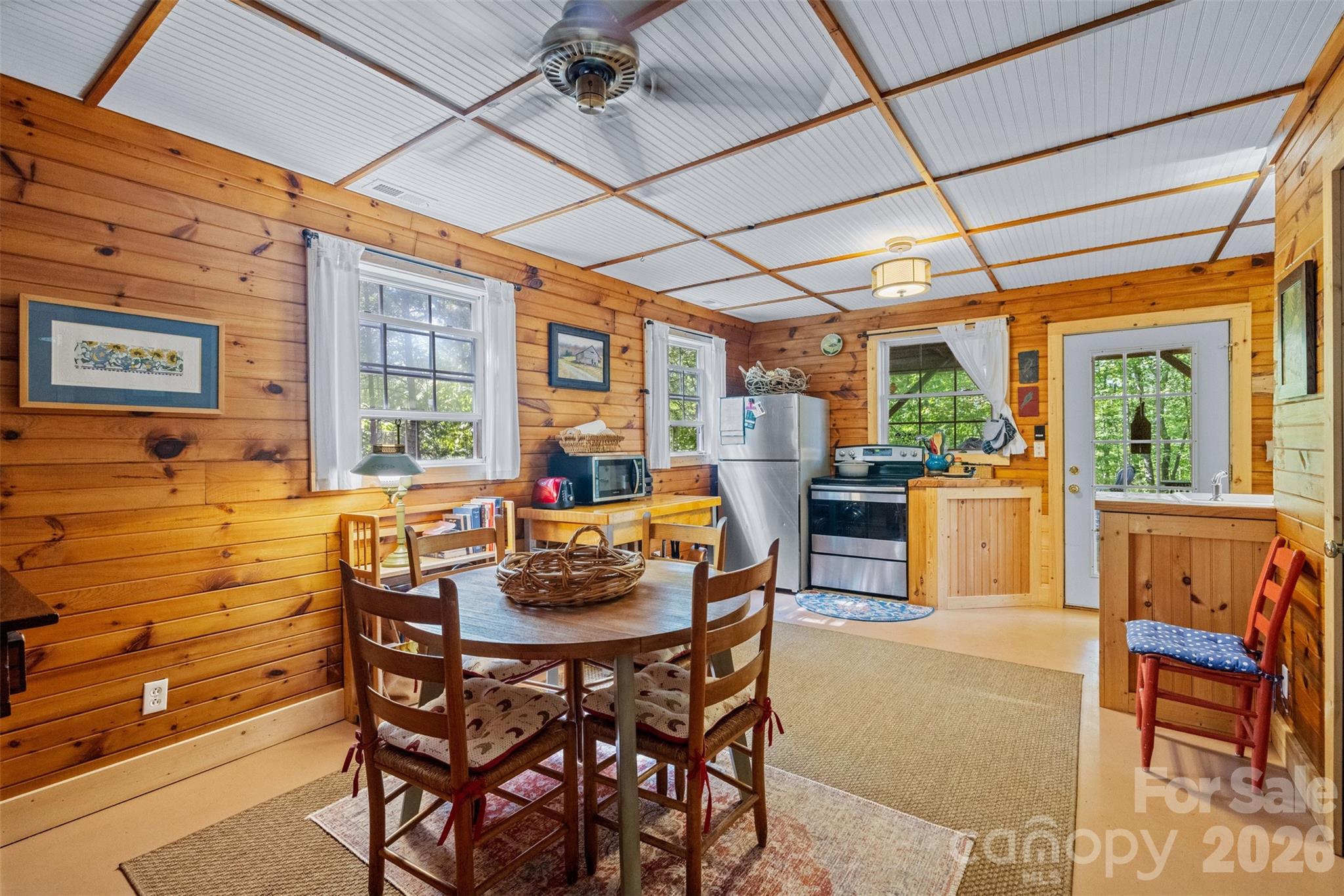 250 Burt Blackwell Road — Mill Spring